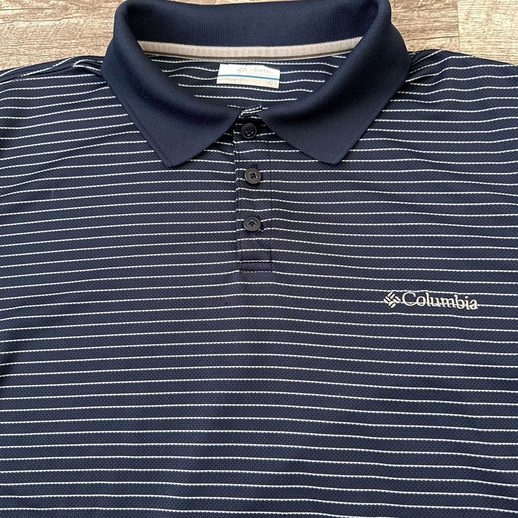 Vintage Columbia Shirt Mens Large Blue Striped Short Sleeve Pullover Polo Size US L / EU 52-54 / 3 - 7 Thumbnail