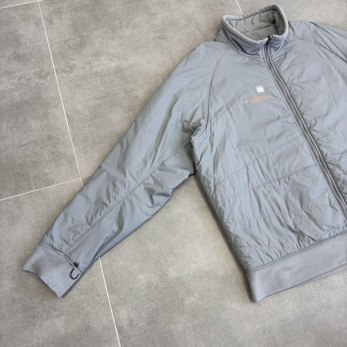 Nike ACG Vintage Nike ACG Insulated Nylon Jacket Gray Men Size XL Size US XL / EU 56 / 4 - 2 Thumbnail