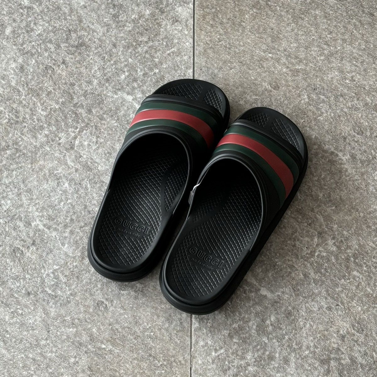 Gucci GUCCI WEB STRIPE LOGO BLACK SLIDE SANDAL Size US 10 / EU 43 - 6 Thumbnail