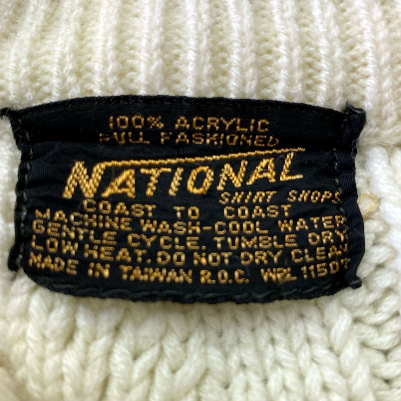 Vintage VINTAGE National Shirt Shops Cable Knit Fisherman Pullover Sweater Womens Size M Cream Raglan Crew Neck Long Sleeve Regular Winter Fall Womens Size M / US 6-8 / IT 42-44 - 3 Thumbnail