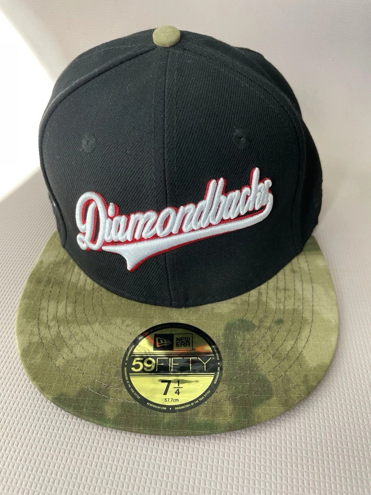 New Era 7 1/4 Arizona Diamondbacks 2001 World Series Fitted Hat Size ONE SIZE - 2 Thumbnail