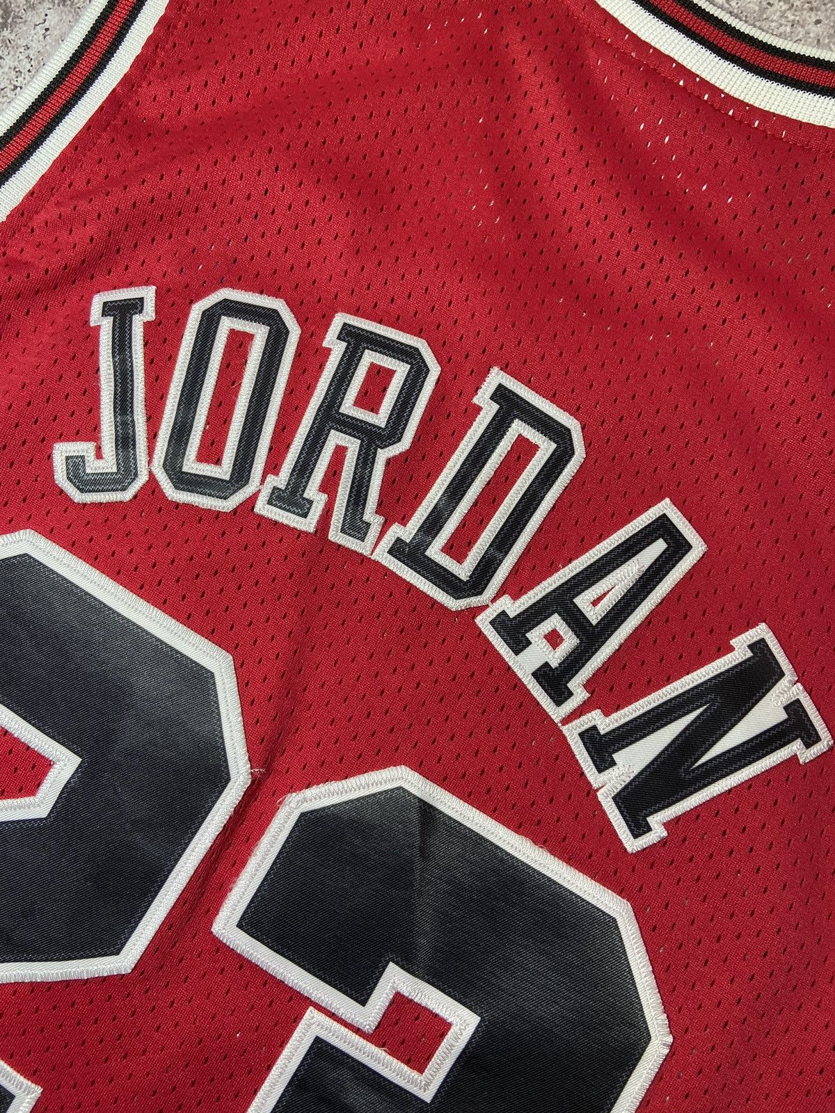 Mitchell & Ness 💥Chicago Bulls Michael Jordan #23 NBA Jersey tee‼️ Size US M / EU 48-50 / 2 - 7 Thumbnail