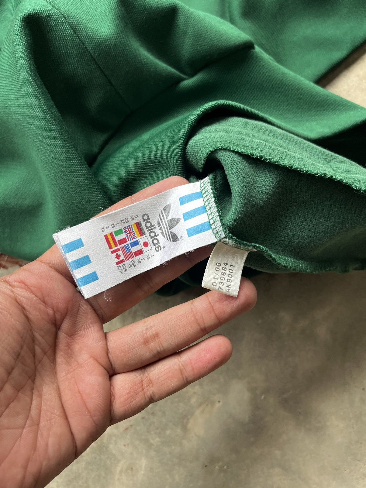 Adidas VINTAGE 2006 ADIDAS BRAZIL TRACKTOP Size US XS / EU 42 / 0 - 16 Thumbnail