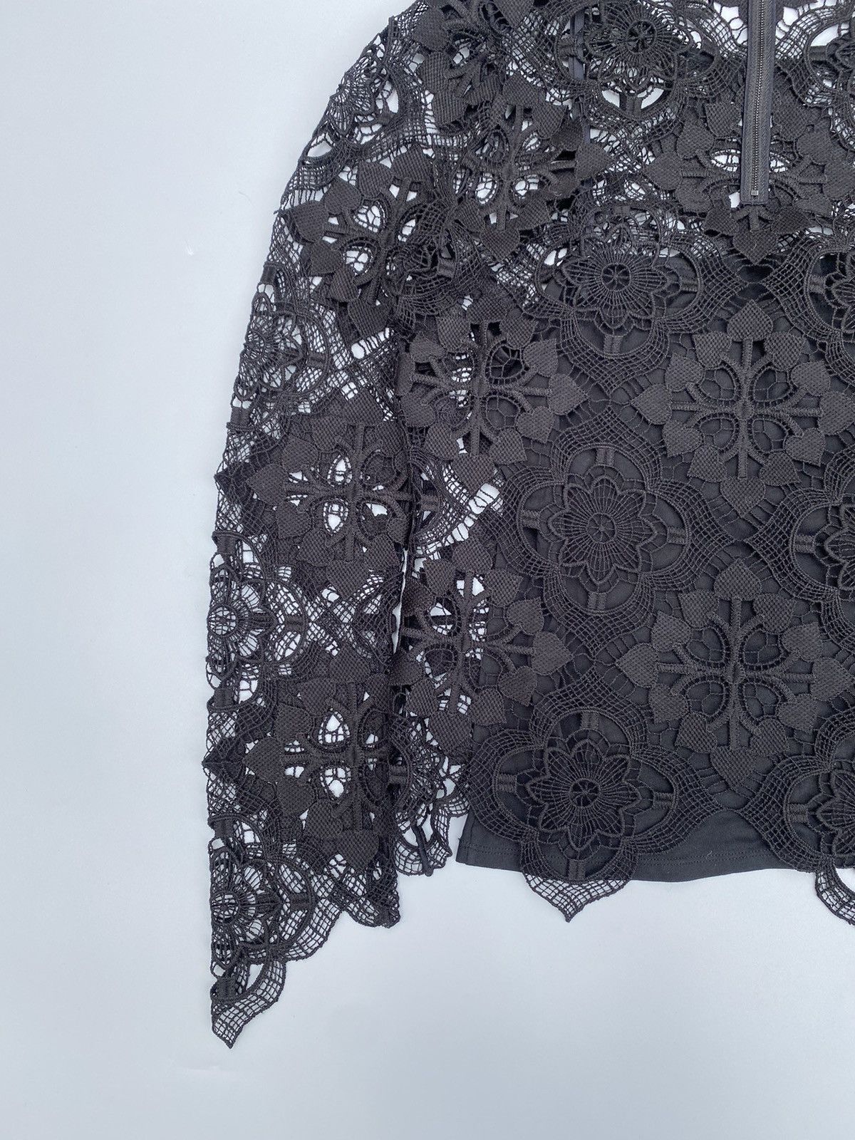 Vivienne Tam Vintage Vivienne Tam- Lace Blouse Long Sleeves Size M / US 6-8 / IT 42-44 - 14 Thumbnail