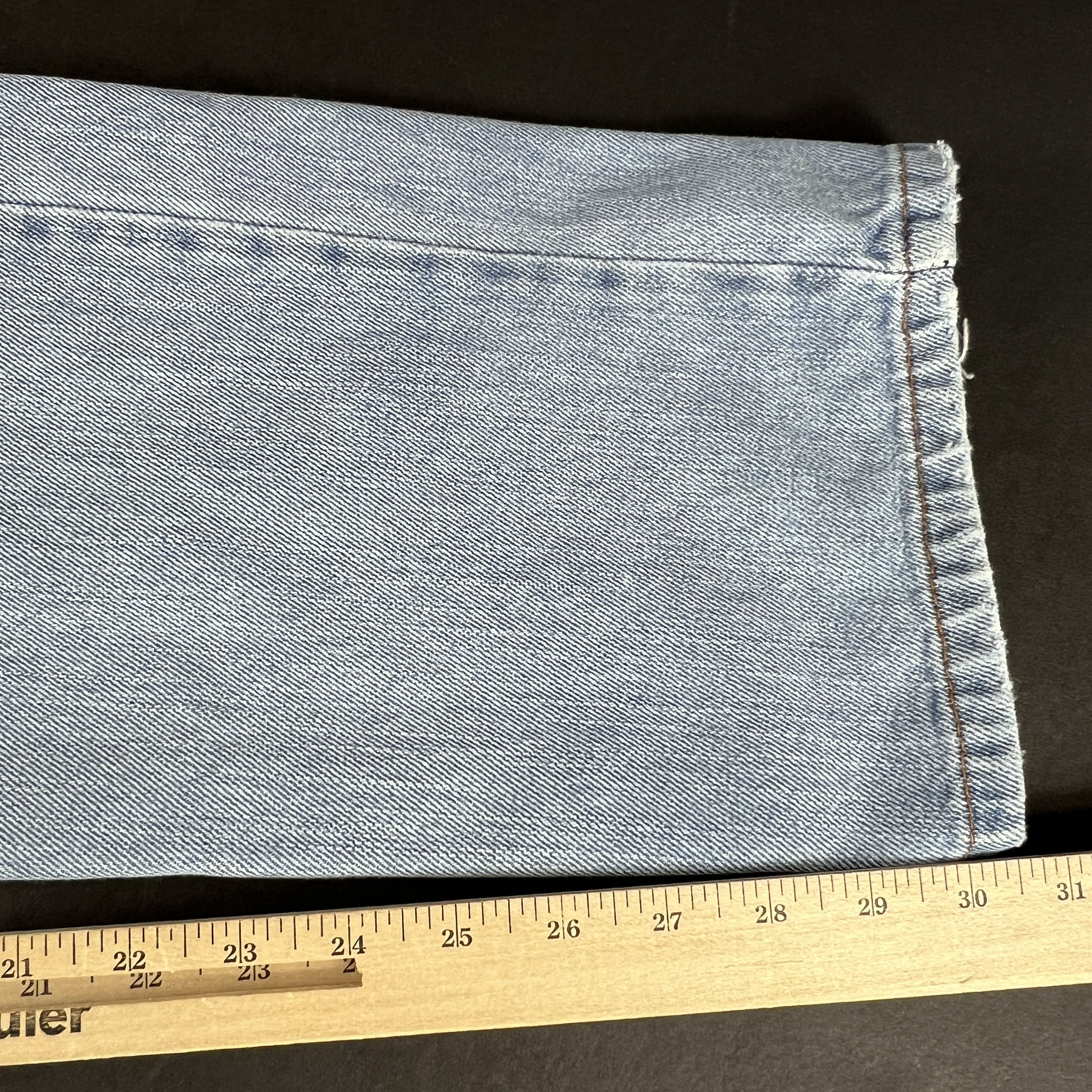 Levi's Y2K Levi's Jean 505 Straight Blue Distressed Denim Size US 33 - 19 Thumbnail