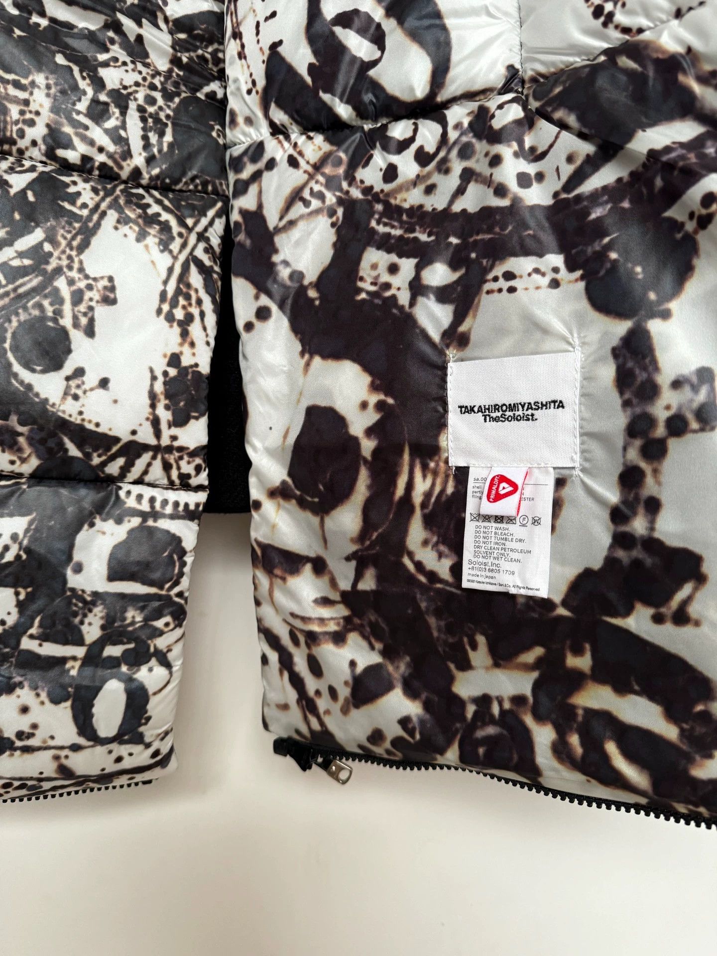 Takahiromiyashita The Soloist. Takahiro Miyashita The Soloist down scarf zipper storage Size ONE SIZE - 9 Thumbnail