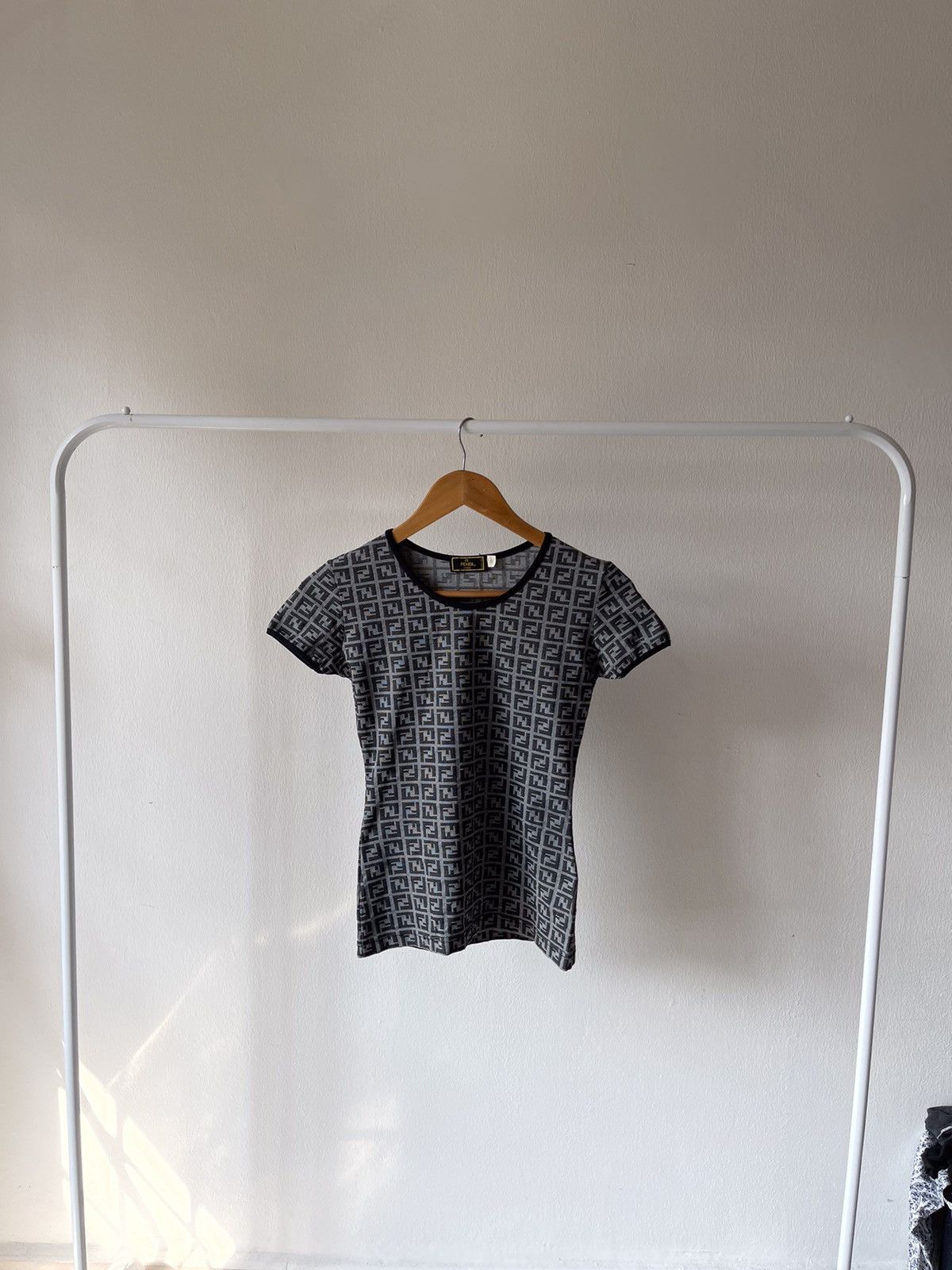 Fendi 90s Fendi Monogram Tee Size S / US 4 / IT 40 - 3 Thumbnail