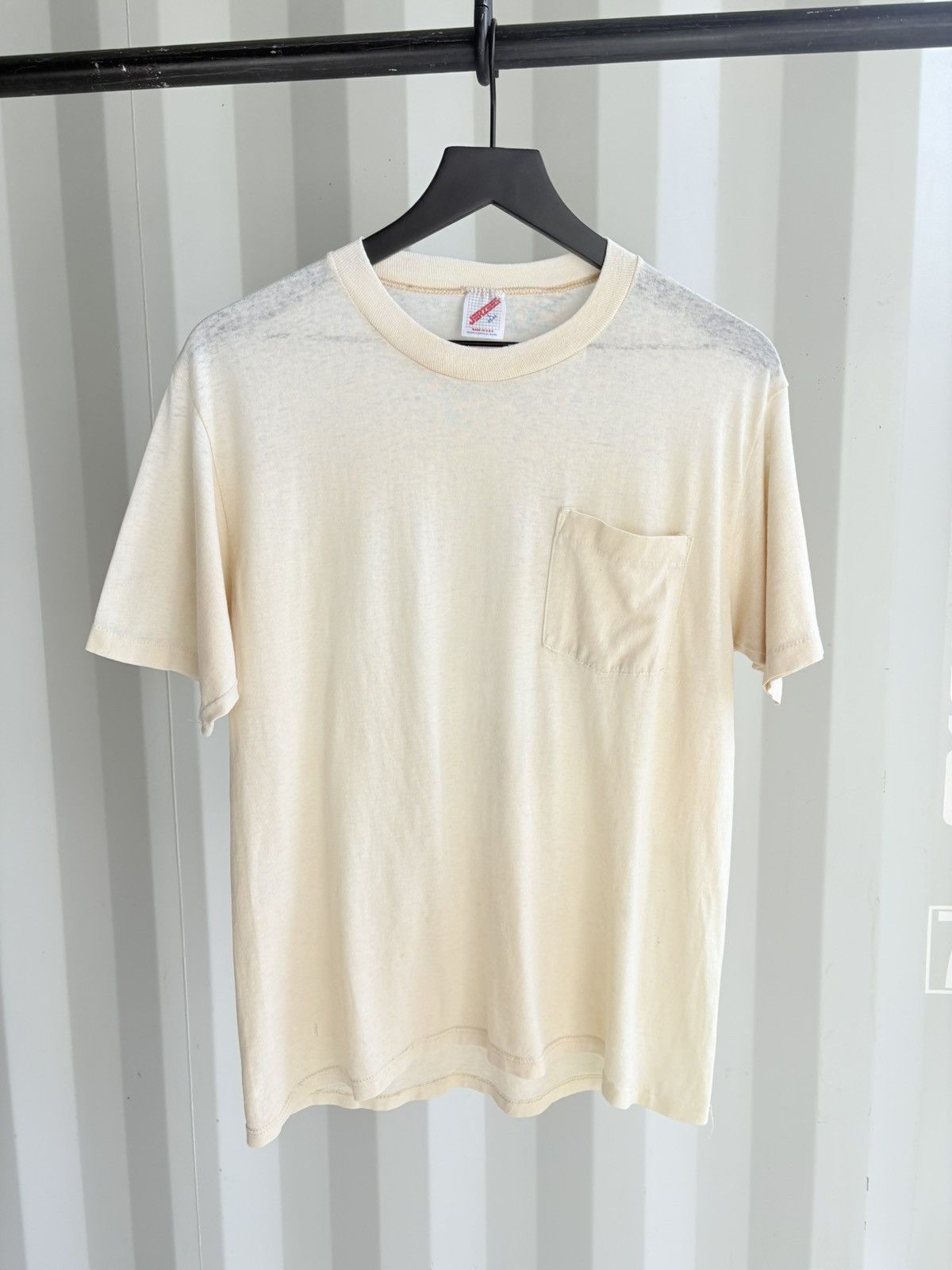 Vintage PAPER THIN Thrashed Sun Faded Tee Shirt Distressed Size US L / EU 52-54 / 3 - 1 Thumbnail