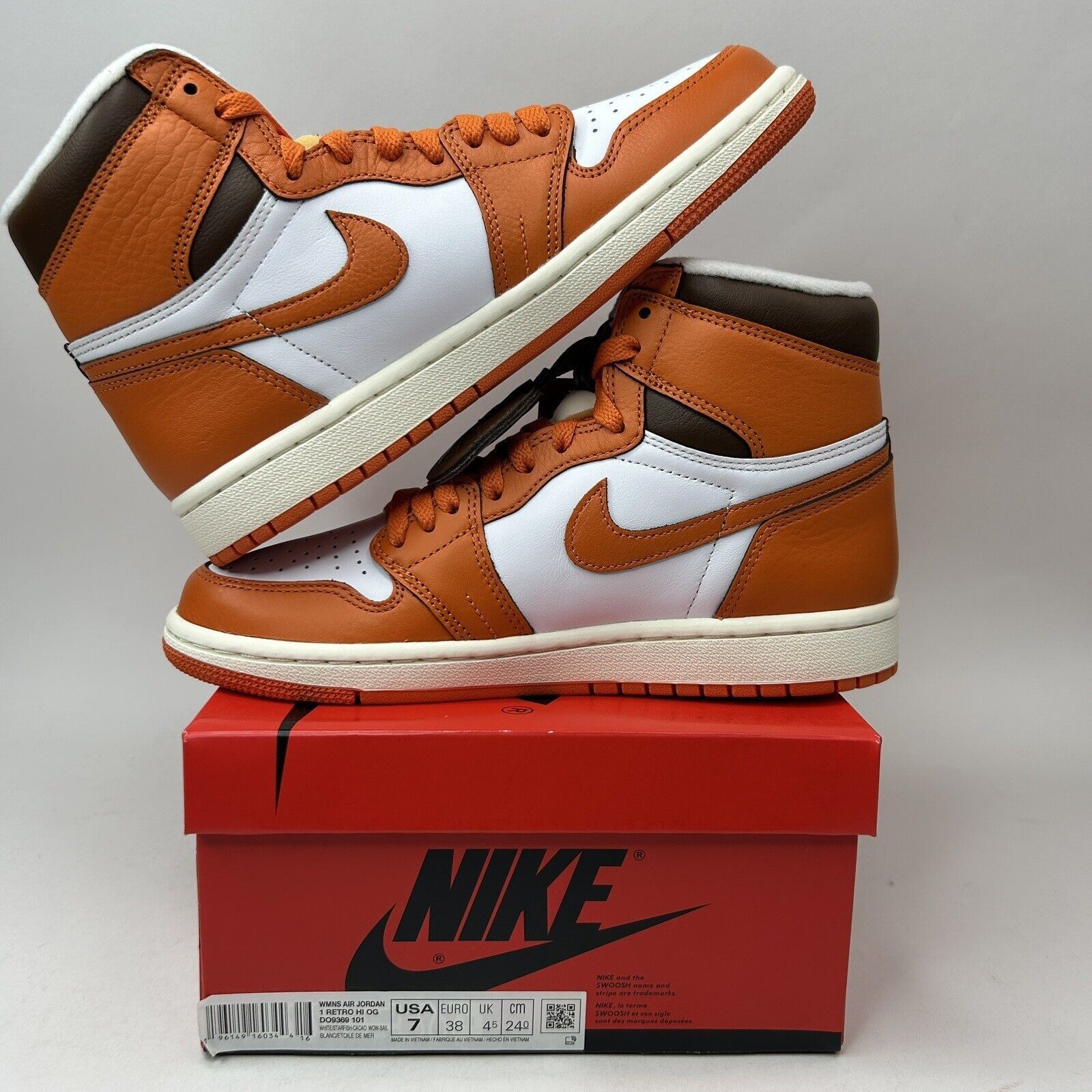 Nike Nike Air Jordan 1 Retro High OG WMNS “Starfish” 2023 Size US 7 / IT 37 - 3 Thumbnail