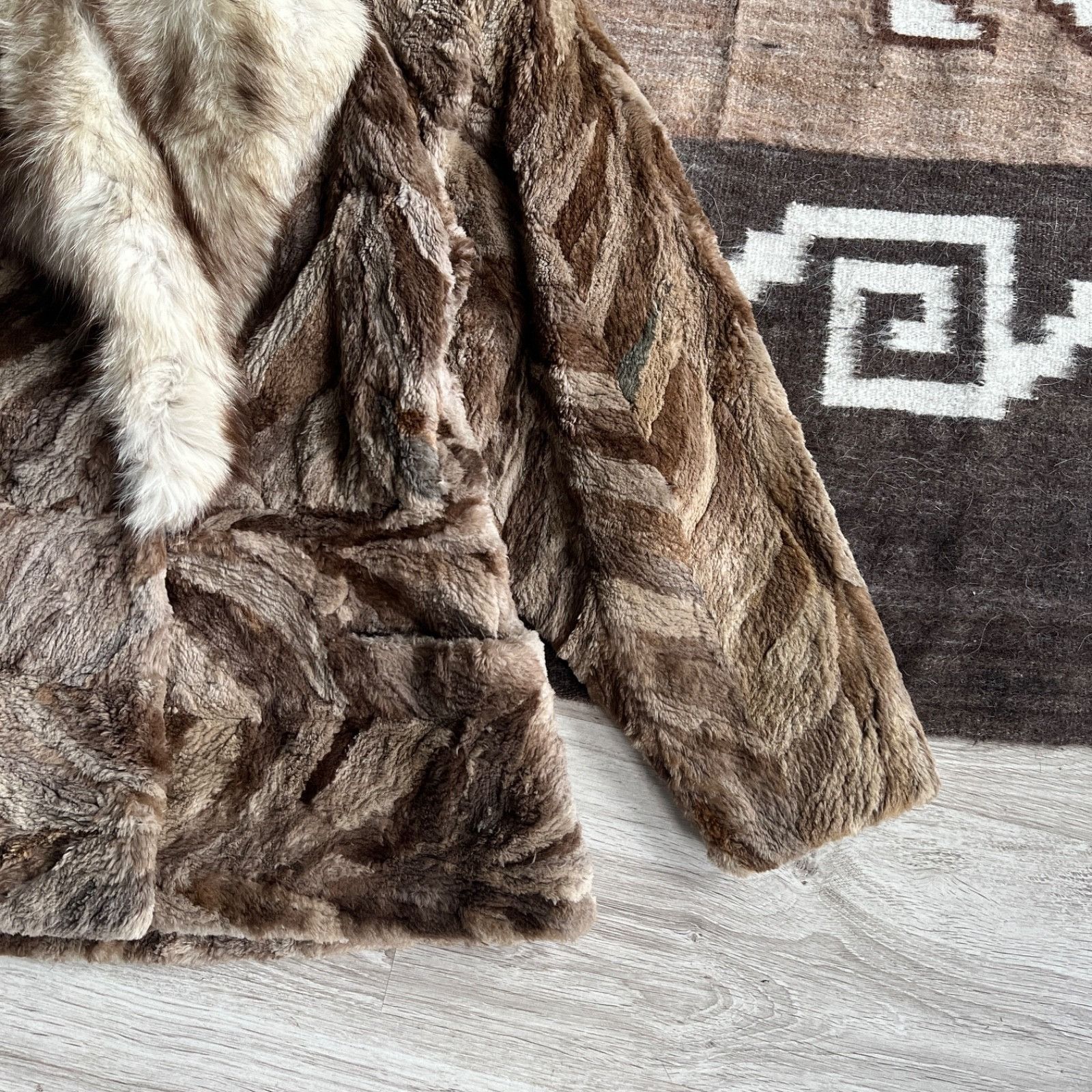 If Six Was Nine Vintage Bernard Poelman Y2K Fur Coat Fox Collar 9907AC Size M / US 6-8 / IT 42-44 - 6 Thumbnail