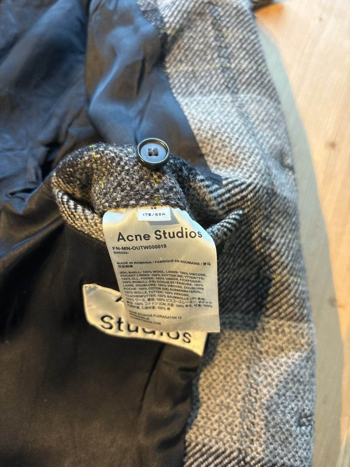 Acne Studios Acne Studios Coat Size US M / EU 48-50 / 2 - 9 Thumbnail