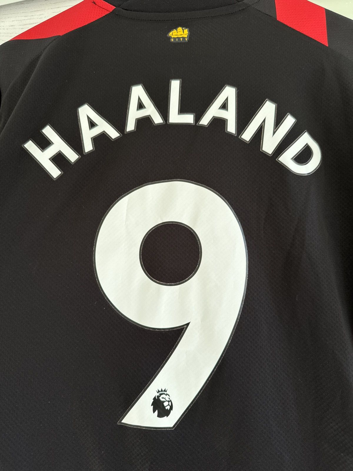 Puma Haaland #9 Manchester City 2022-2023 Away Soccer Jersey Kit Size US M / EU 48-50 / 2 - 8 Thumbnail