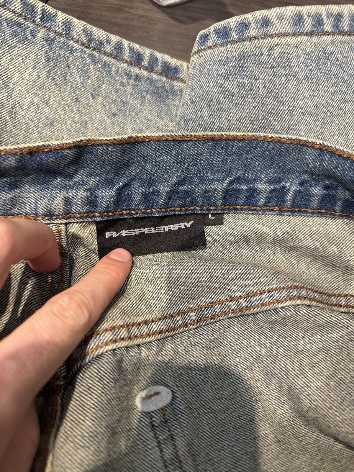 The GV Gallery GVGallery Raspberry Hills Dirty Jean Shorts Size US 34 / EU 50 - 3 Thumbnail