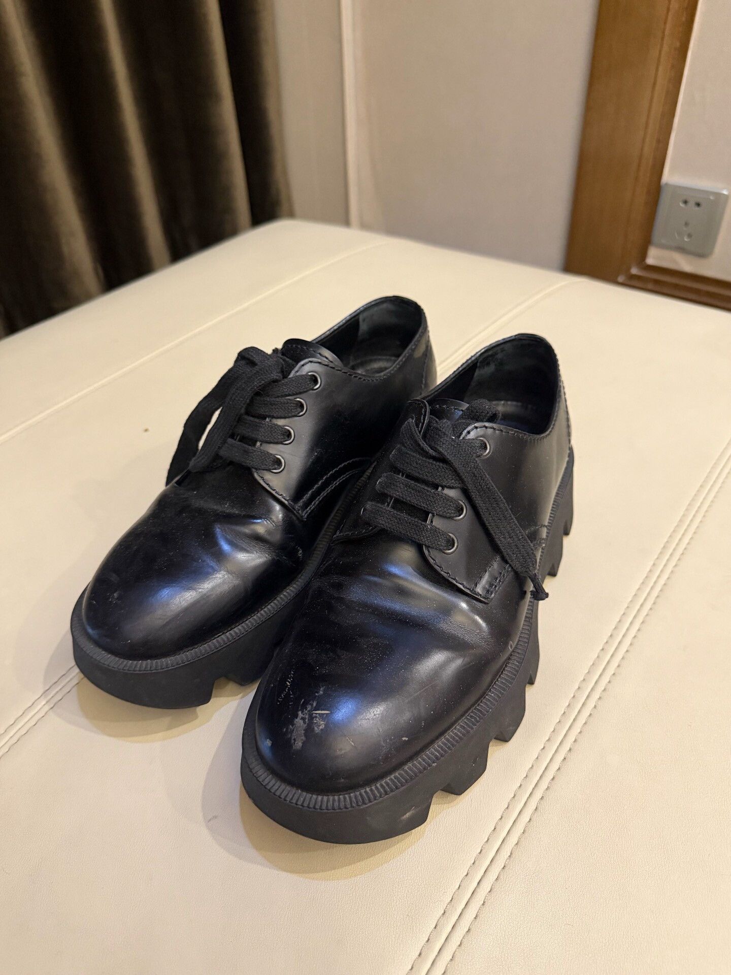 Prada Prada Runway Serrated Derby Loafers Size US 8 / EU 41 - 1 Thumbnail