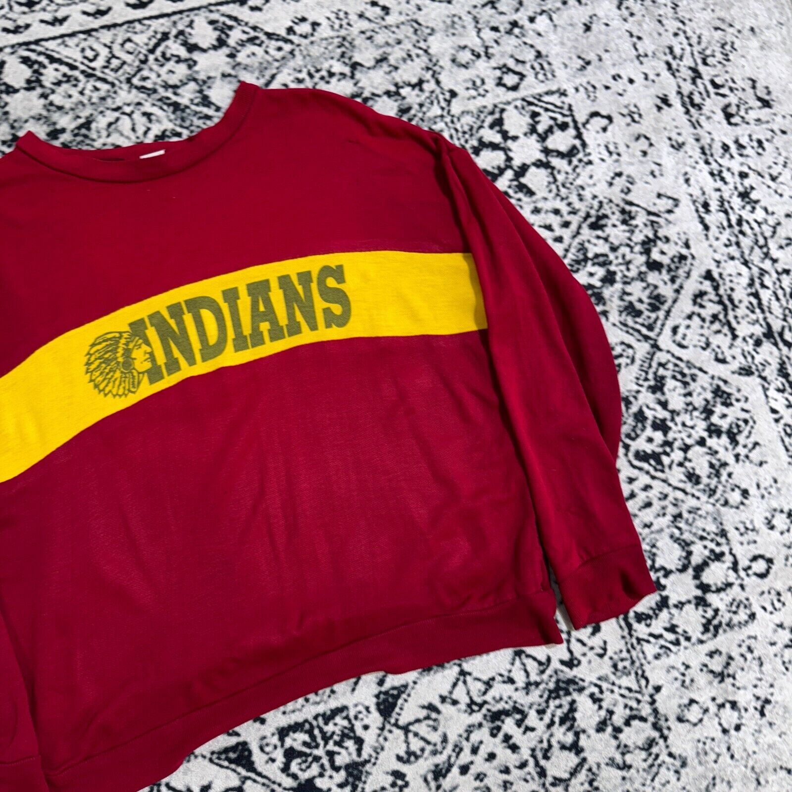 Vintage Vintage Red Burgundy Cotton Crewneck Size L Indians 70s Size US L / EU 52-54 / 3 - 5 Thumbnail