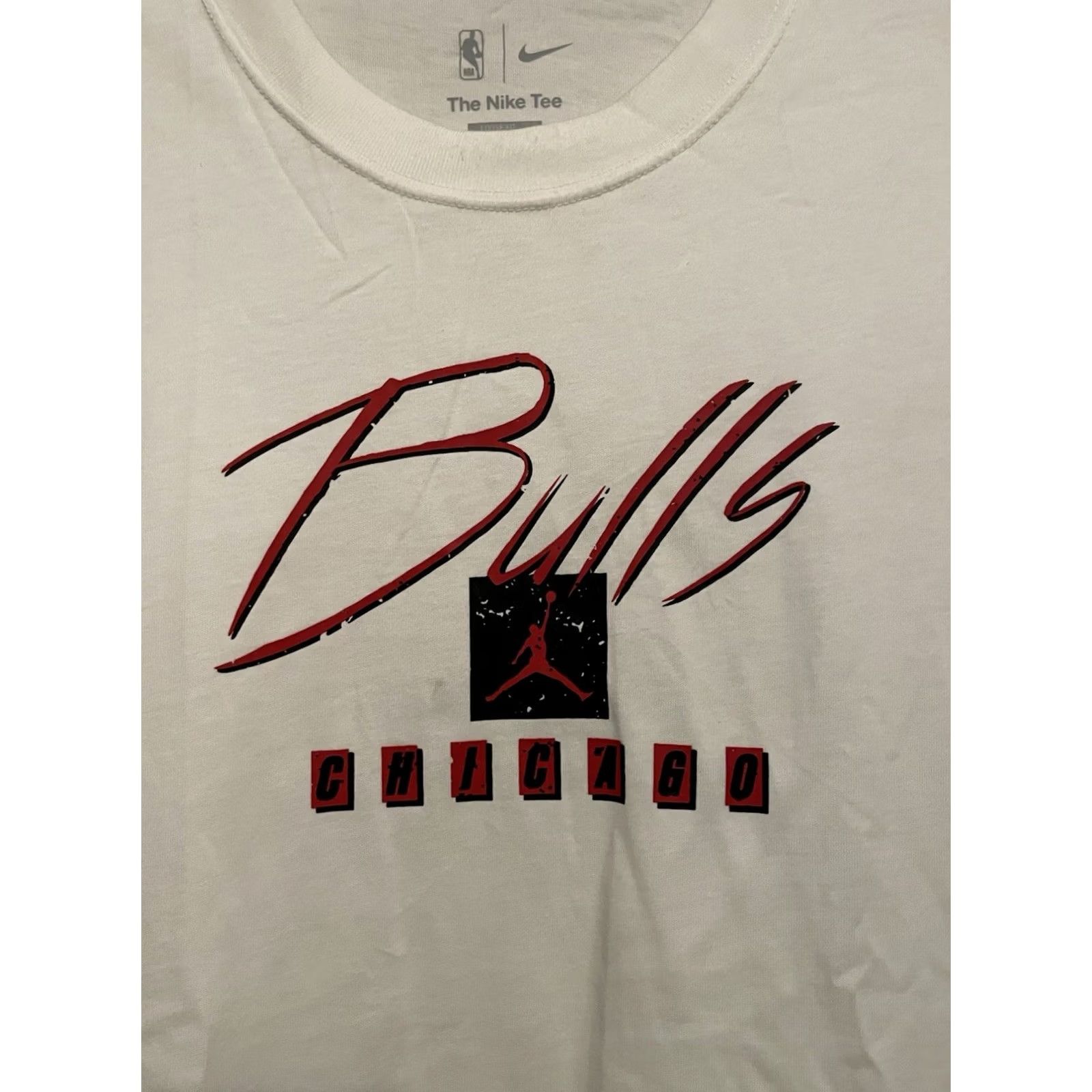 Nike Nike Jordan NBA Chicago Bulls White T-Shirt 2XL Mens Crew Neck Short Sleeve Relaxed Fit Regular Cotton Decade Bulls Clothing Size US XXL / EU 58 / 5 - 2 Thumbnail