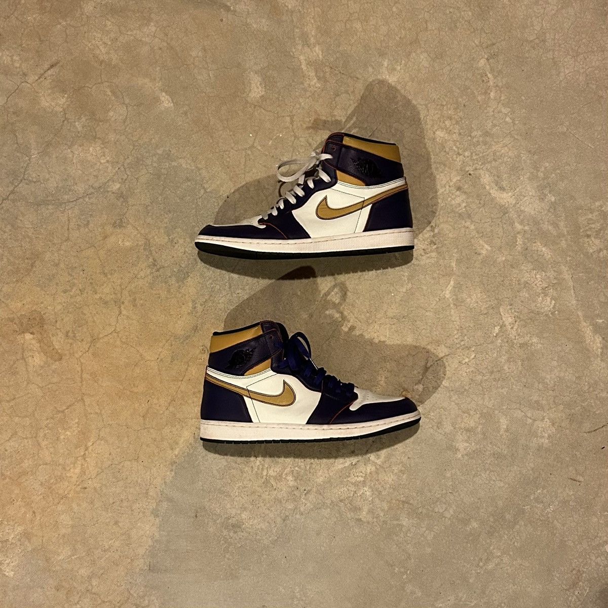 image of Jordan Nike Air Jordan 1 Retro High OG Defiant Sb La To Chicago Us 11 Shoes in Purple, Men's