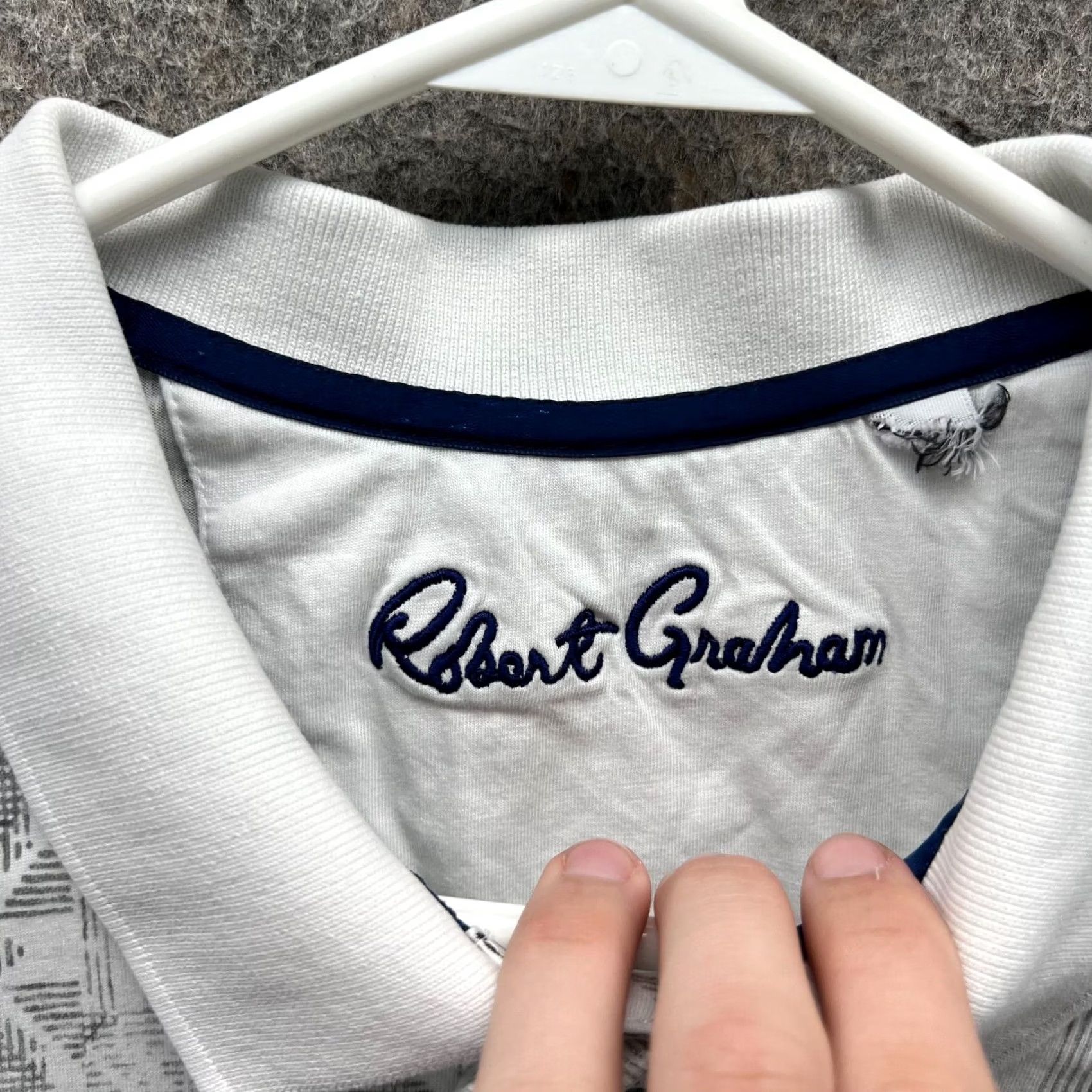 Robert Graham VINTAGE Robert Graham Polo Shirt Mens XL Gray White Geometric Golf Abstract RARE Size US XL / EU 56 / 4 - 4 Thumbnail