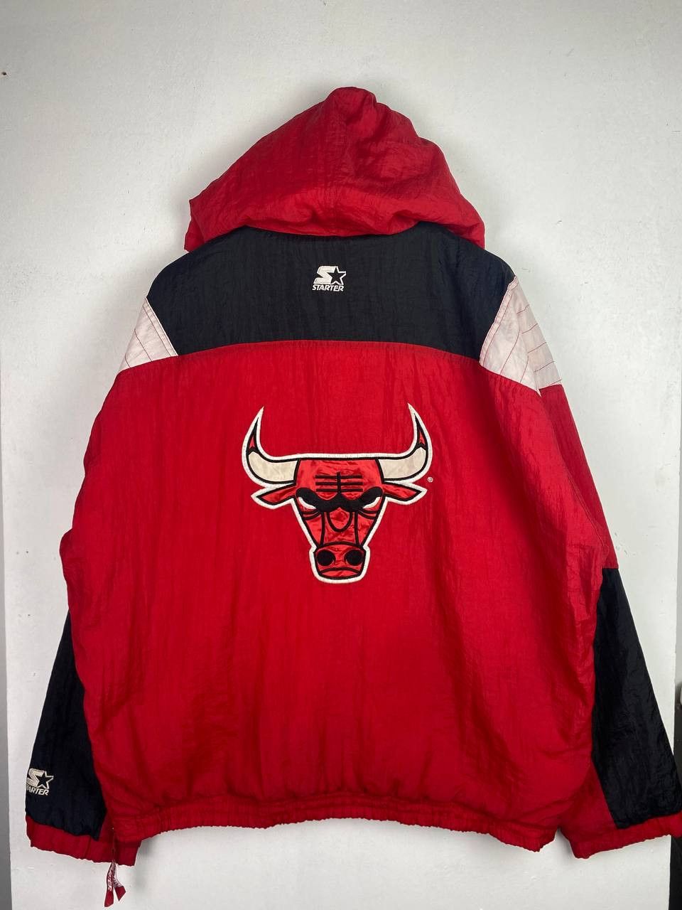 NBA vintage chicago bulls anorak jacket starter very nice design Size US XL / EU 56 / 4 - 12 Thumbnail