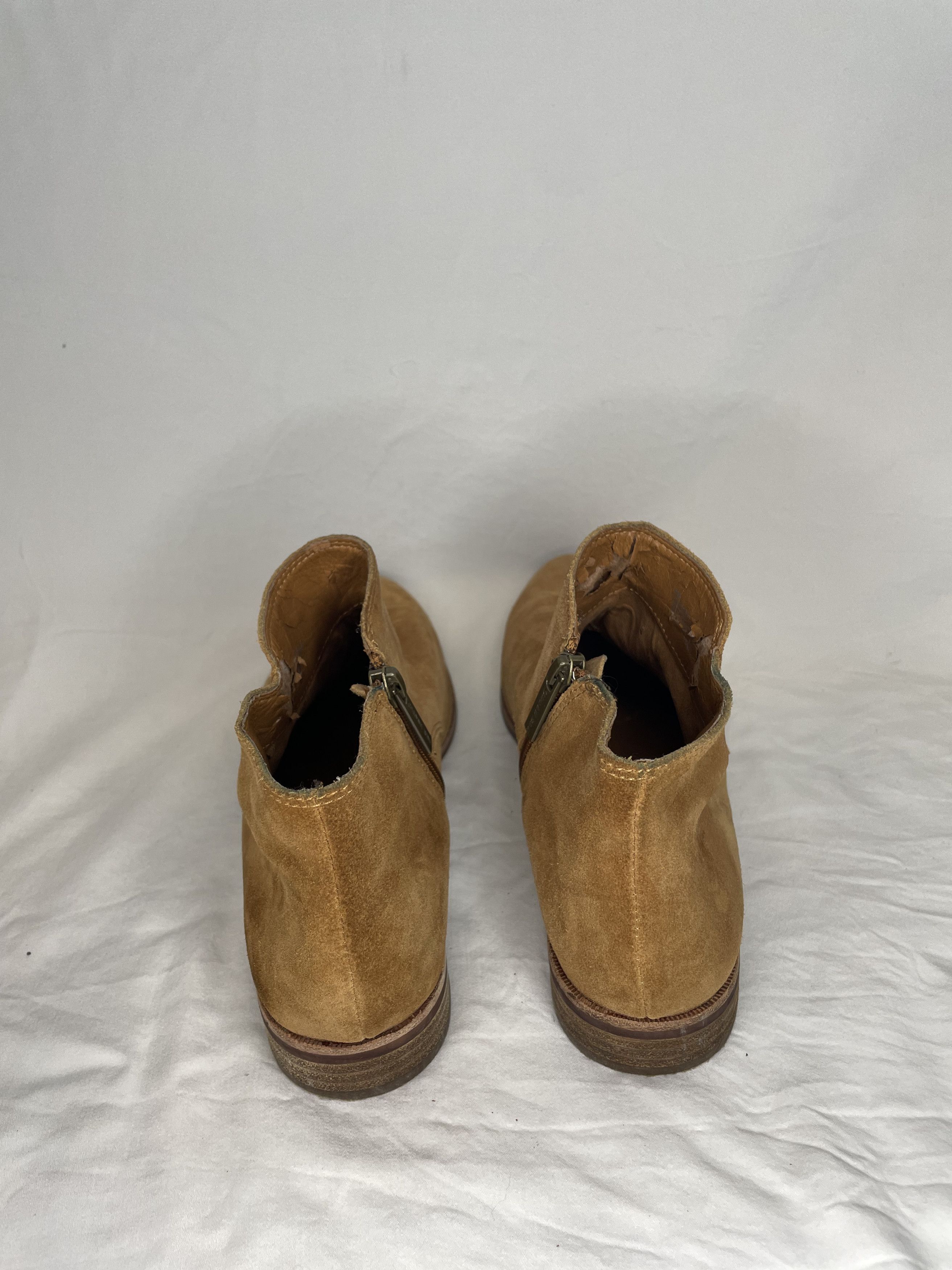 Gianni Valentino Gianni Bini Flat Ankle Booties Tan Suede Zip Size US 8 / IT 38 - 3 Thumbnail