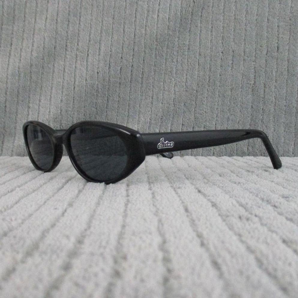 Other New Divine Eyewear Daphine Black/Smoke Sunglasses Women's Size ONE SIZE - 2 Thumbnail