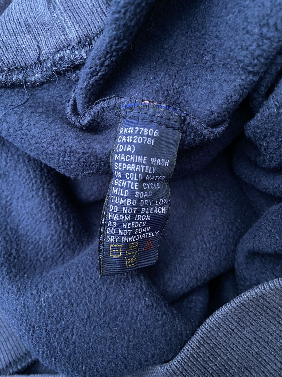 Tommy Hilfiger Vintage Tommy Hilfiger Embroidery Logo Sweatshirt Size US S / EU 44-46 / 1 - 5 Thumbnail