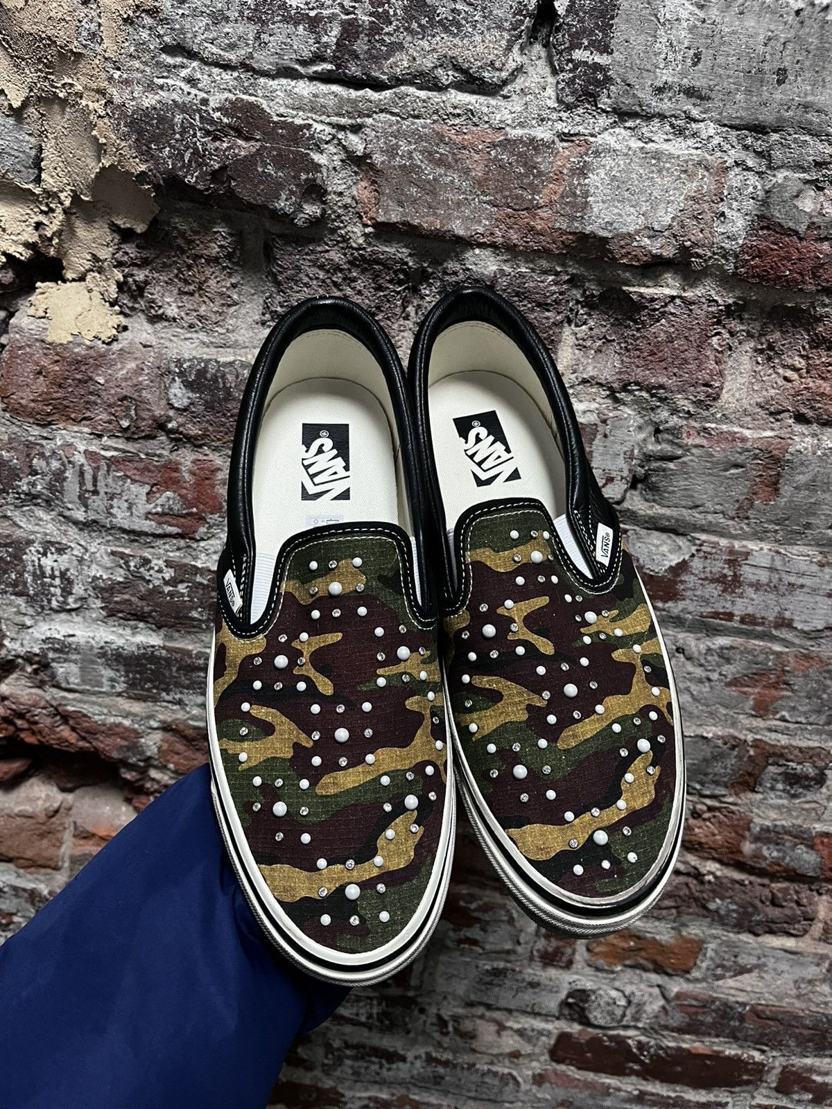 Vans Vans Classic Slip-on Pearlized Size US 11 / EU 44 - 3 Thumbnail