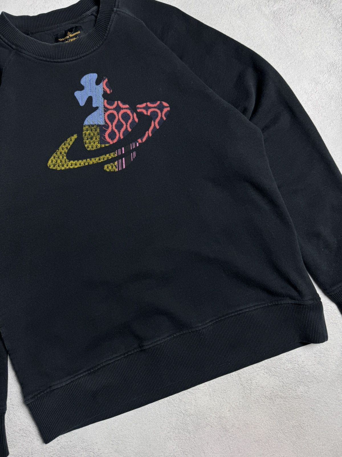 Vintage Vivienne Westwood Big Logo Crewneck Sweatshirt Size US S / EU 44-46 / 1 - 4 Thumbnail