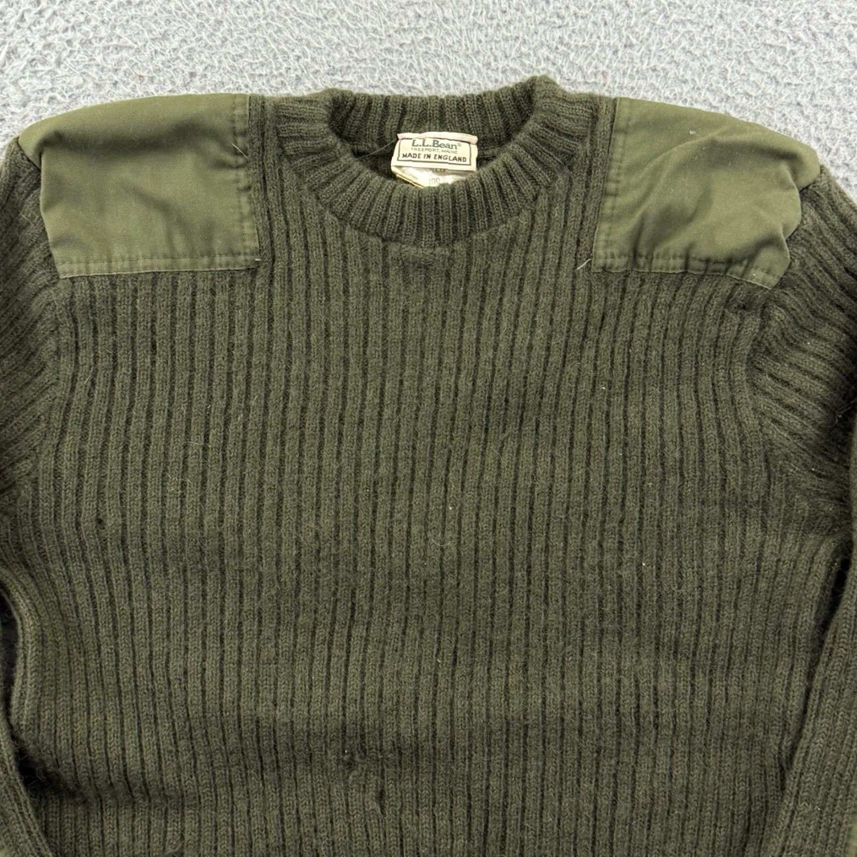 Vintage VINTAGE L.L. Bean Sweater Mens XL Green Pullover 90s Wool Army Military Button Logo Crew Neck Knit Size US XL / EU 56 / 4 - 3 Thumbnail
