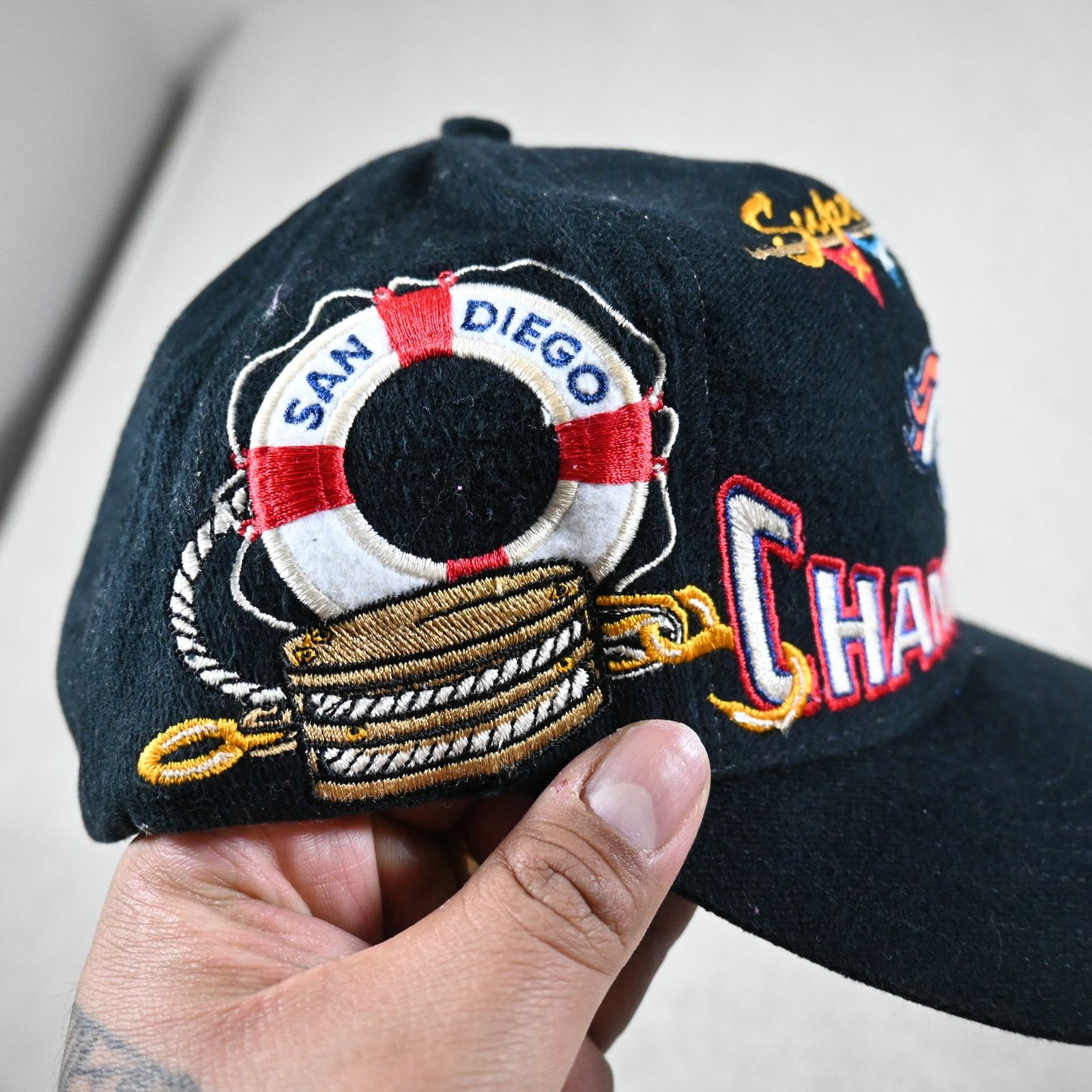 NFL Vintage Denver Broncos Super Bowl XXXII Champions Hat NFL 98 Size ONE SIZE - 4 Thumbnail