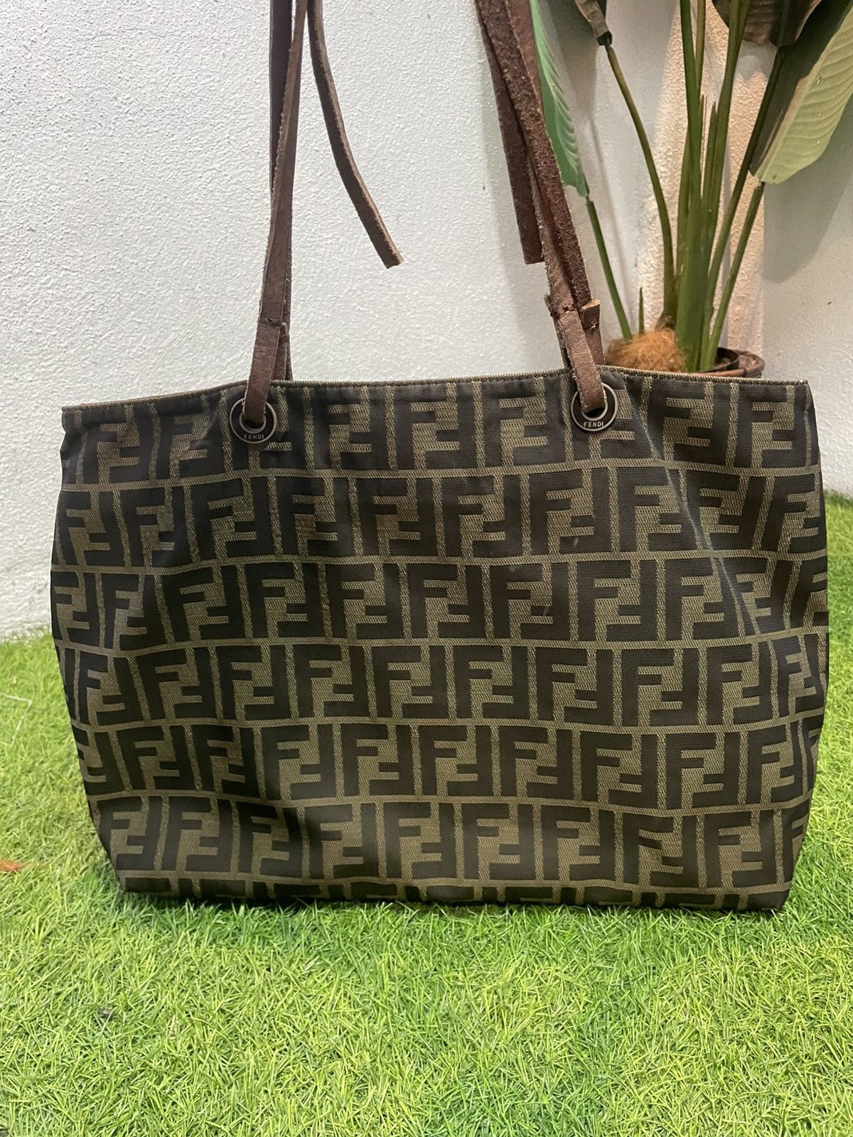 Fendi Authentic FENDI Totebag Size ONE SIZE - 20 Thumbnail