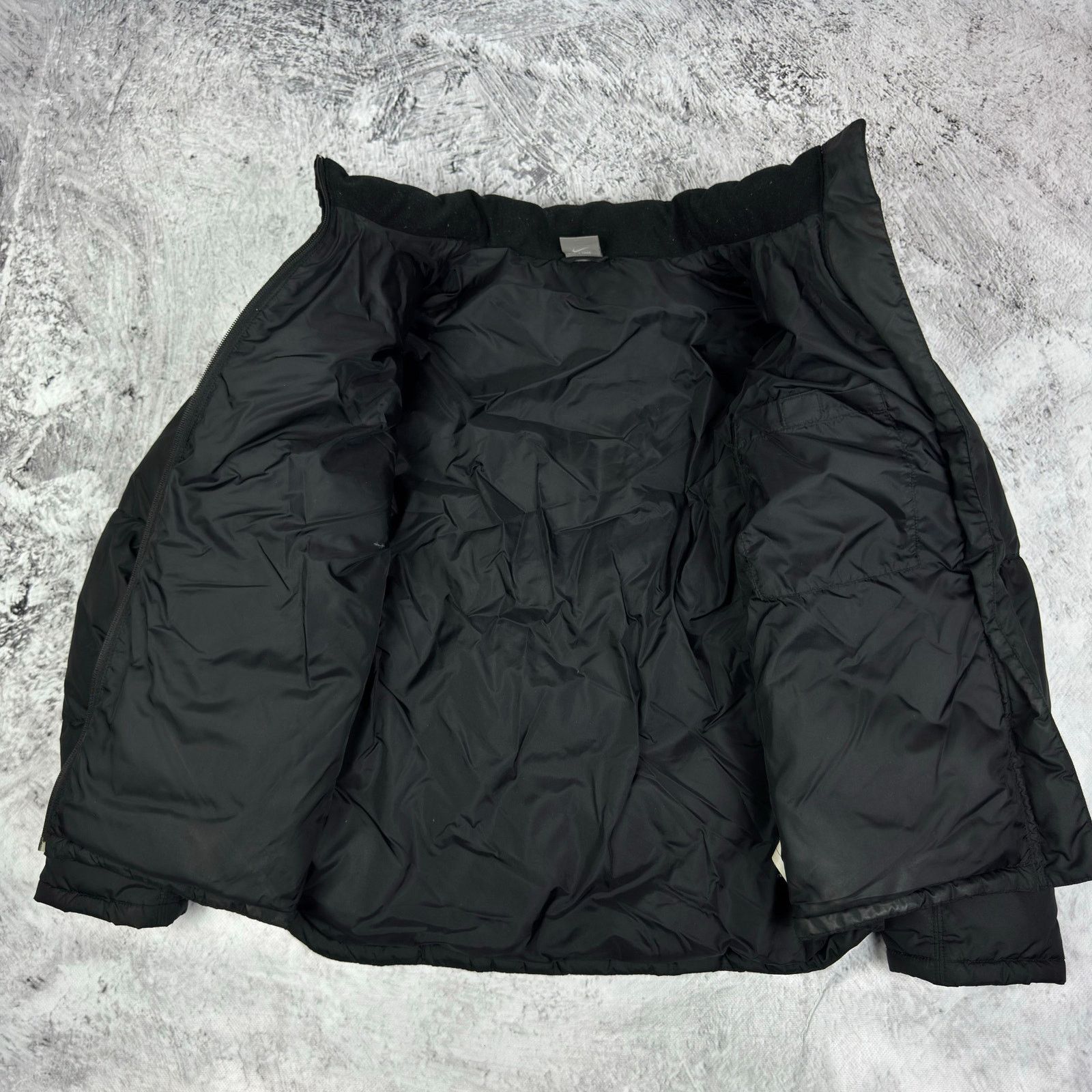 Nike Nike Womens Black White Swoosh Duck Down Puffer Jacket Large Size L / US 10 / IT 46 - 9 Thumbnail