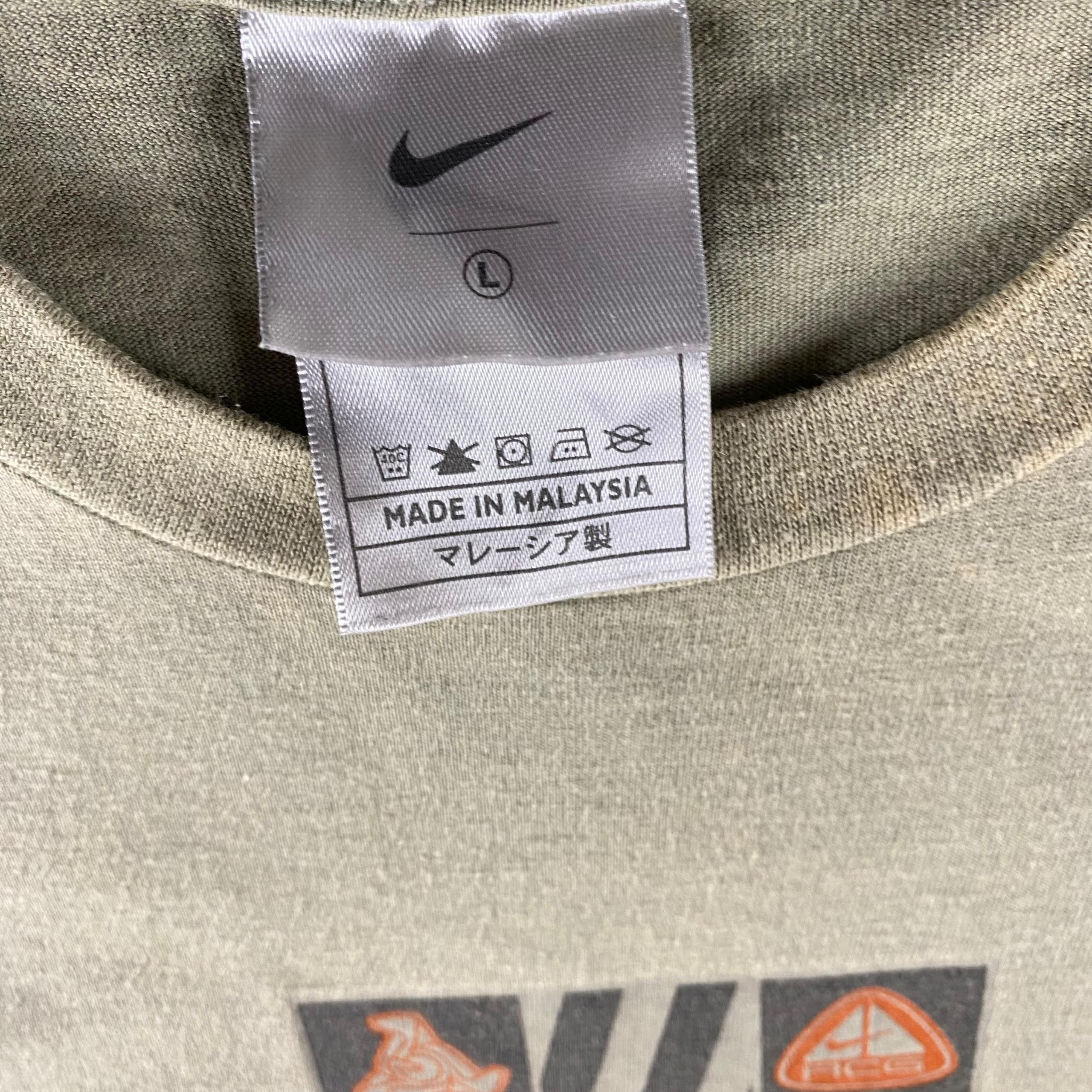 Nike ACG Vintage 90s Nike Acg Tshirt Size US L / EU 52-54 / 3 - 8 Thumbnail