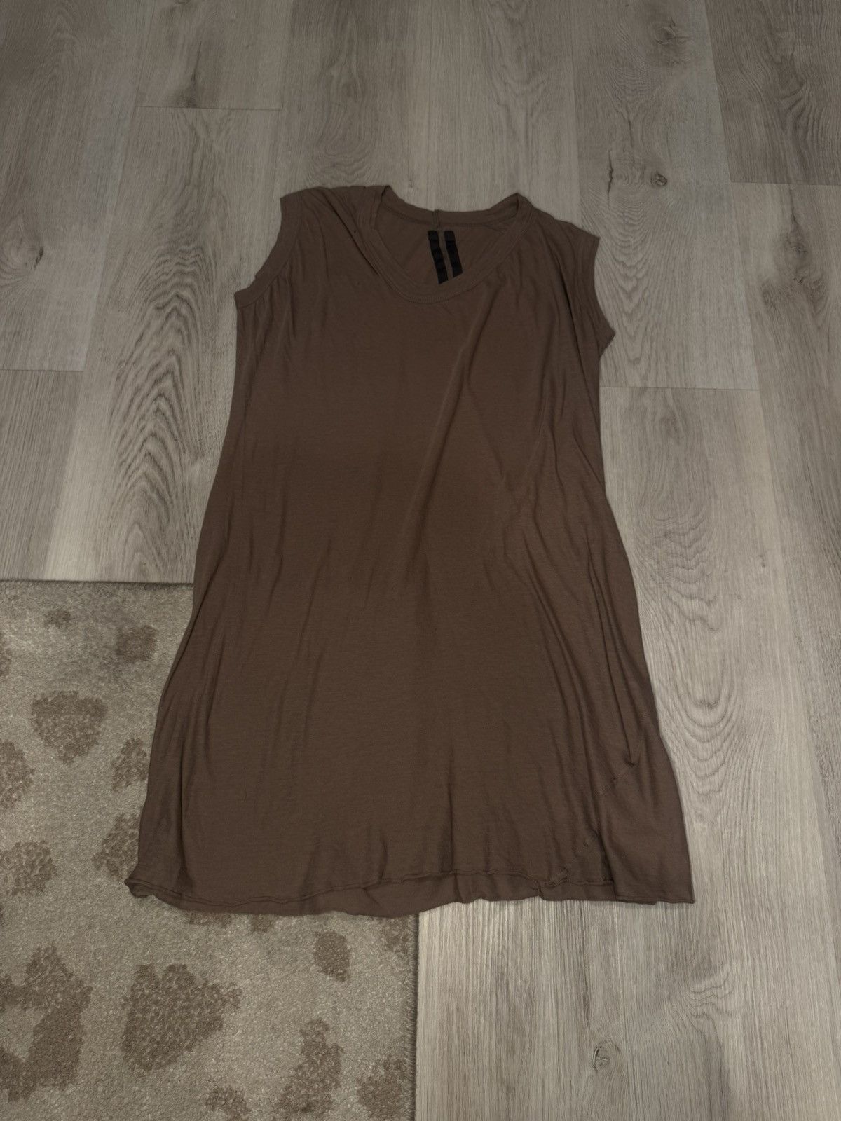 s/s 2009 dust tank top!!