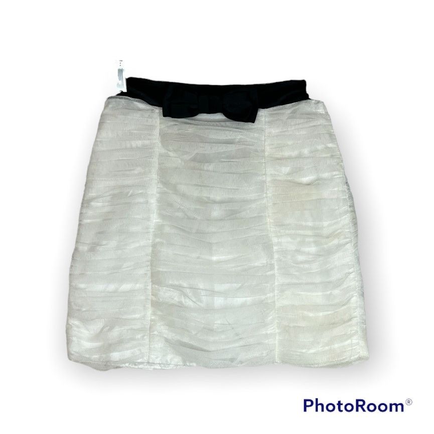 Forever 21 Forever 21 x Twisted Circus Limited Edition Skirt -Vintage Size 26" / US 2 / IT 38 - 2 Thumbnail