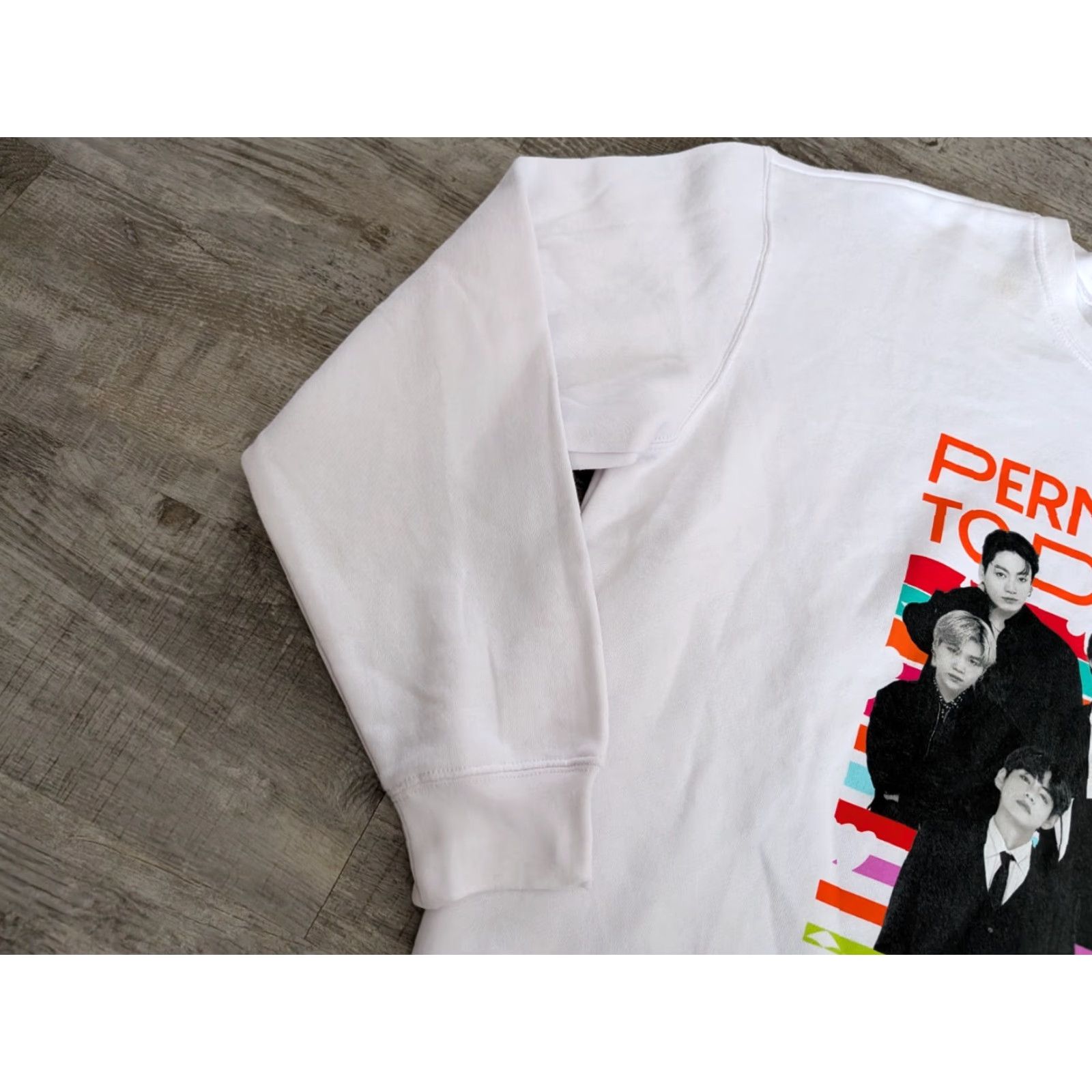 DANCER Official BTS Permission To Dance On Stage Crewneck Sweatshirt White Size XL EUC Size XL / US 12-14 / IT 48-50 - 4 Thumbnail