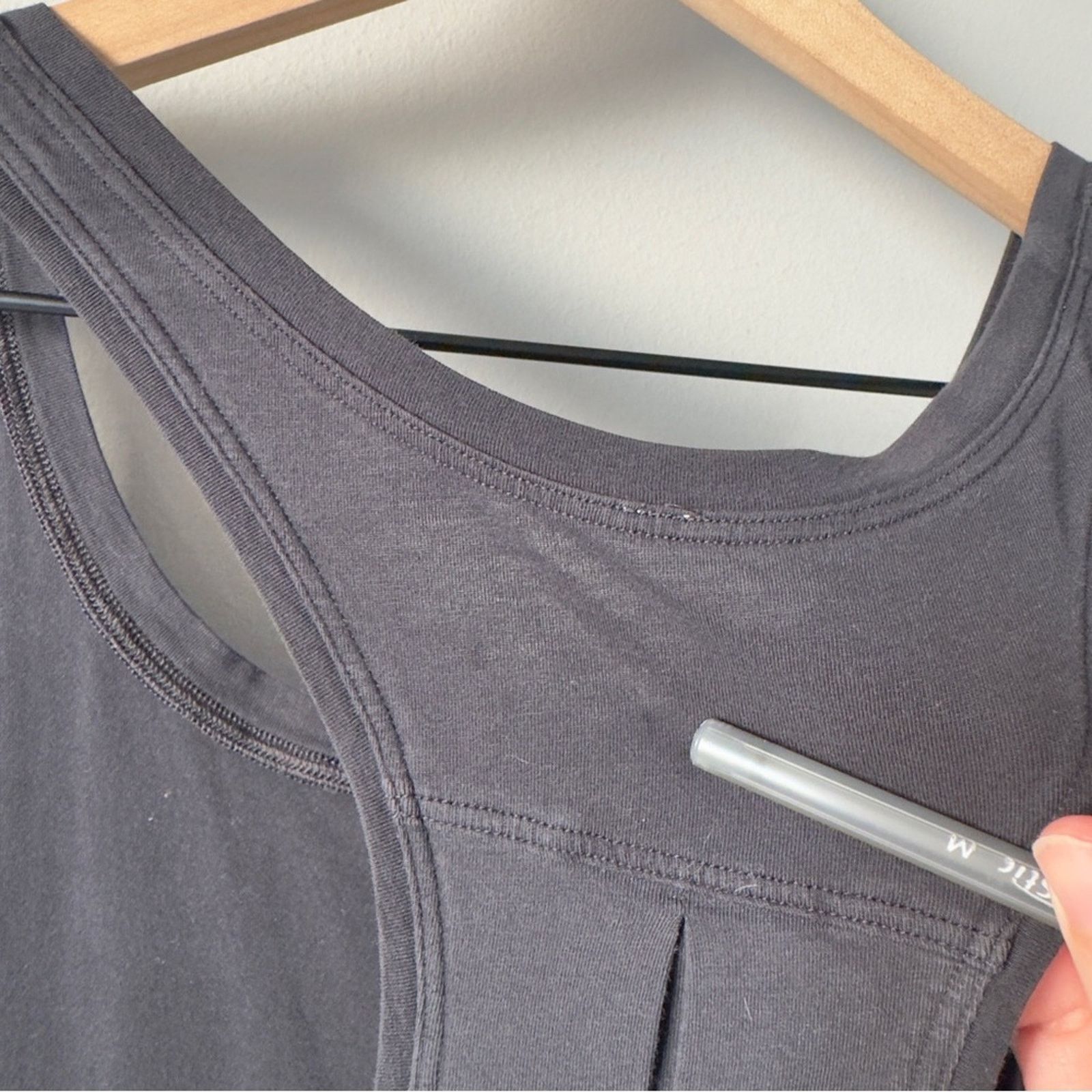 Lululemon Lululemon Love Tank *Pleated in Black (First Release) Top Size M / US 6-8 / IT 42-44 - 8 Thumbnail