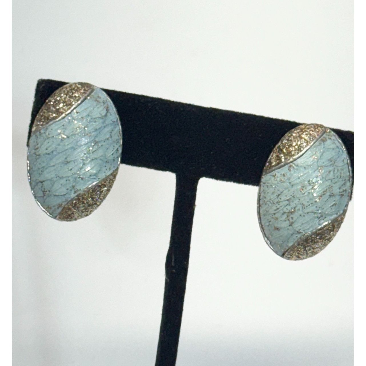 Other Vintage KMO blue sparkle clip on earrings Size ONE SIZE - 1 Thumbnail
