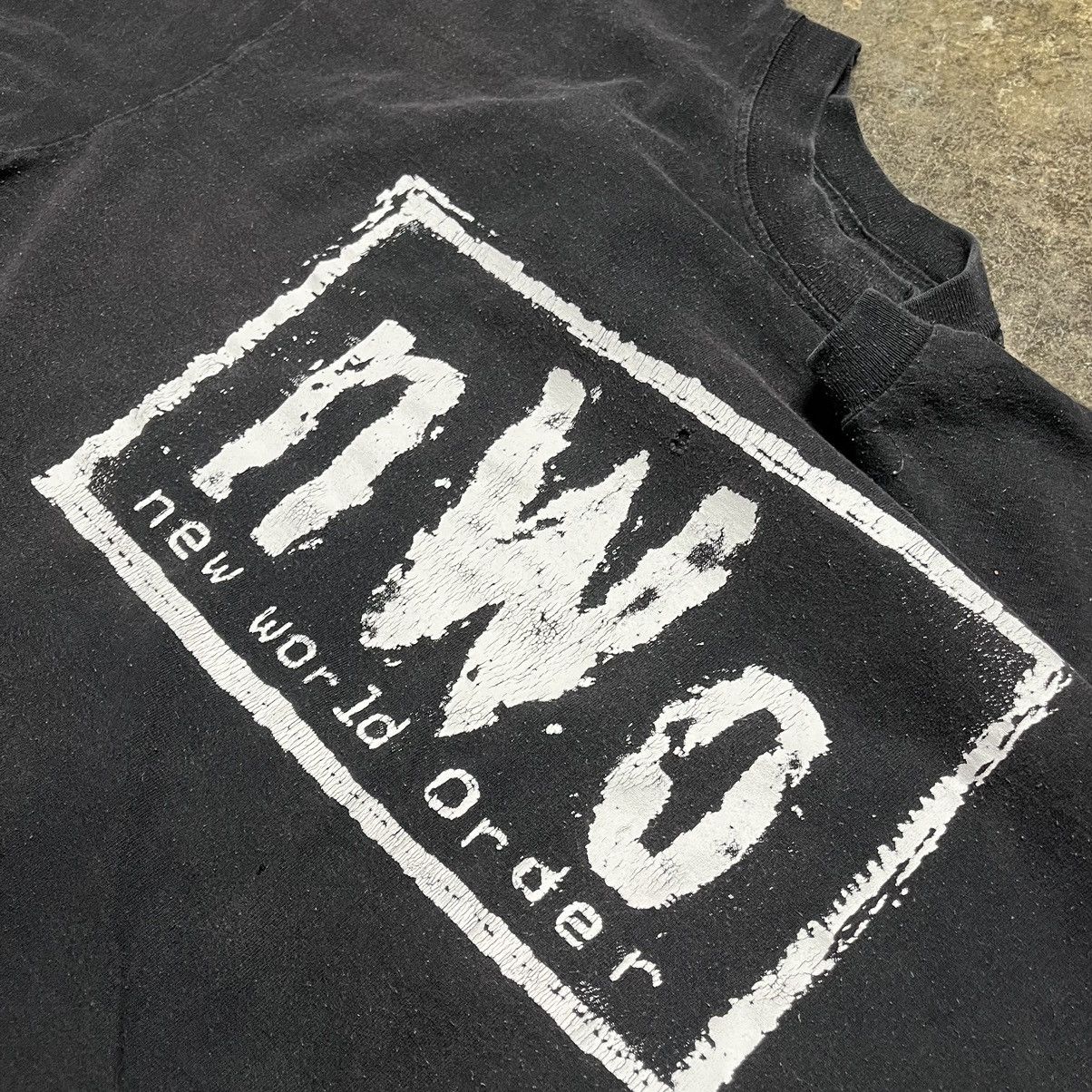 Vintage vintage distressed nwo wwe tshirt Size US XXL / EU 58 / 5 - 4 Thumbnail