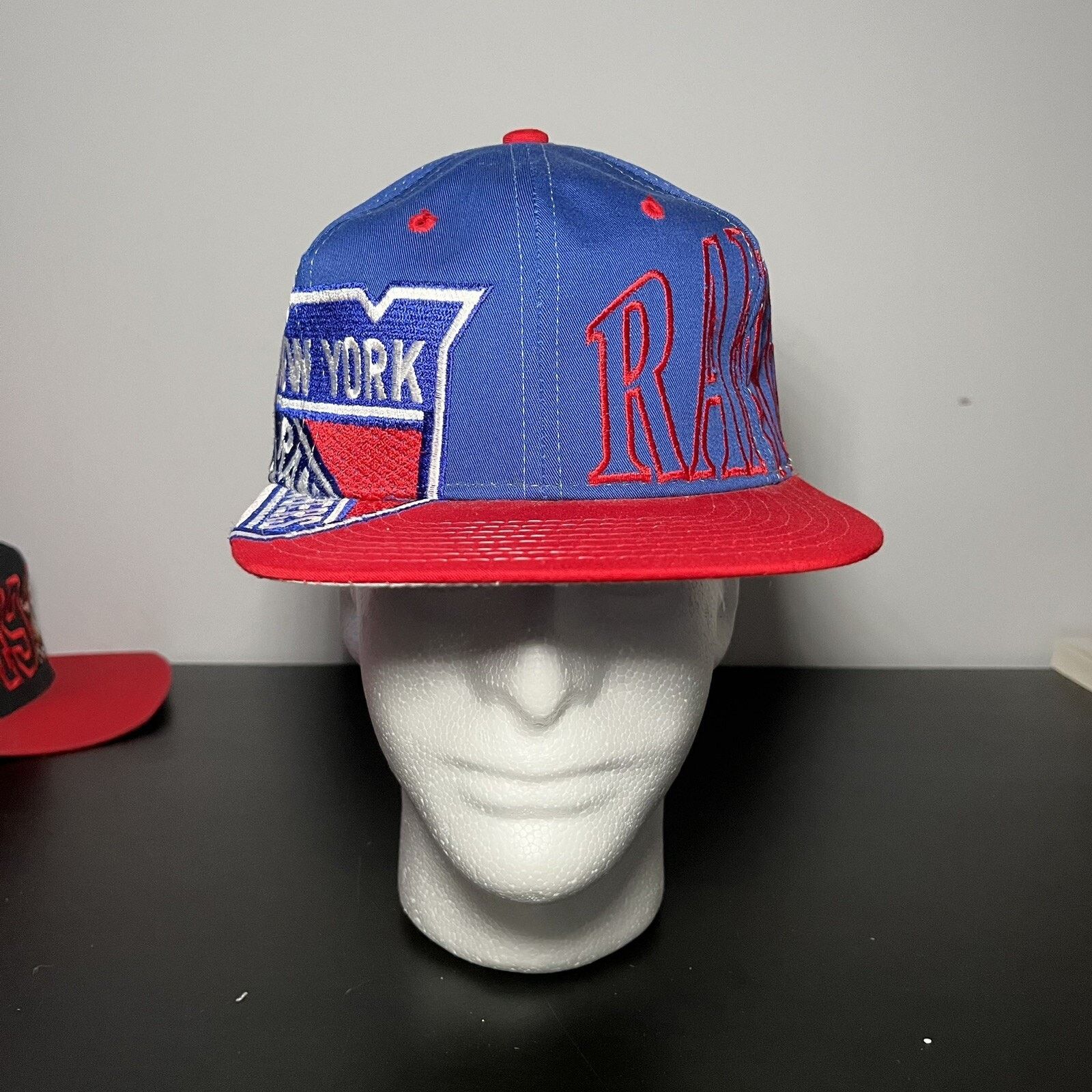 Starter Vintage New York Rangers Snap Back Mens Hat NHL Size ONE SIZE - 1 Thumbnail