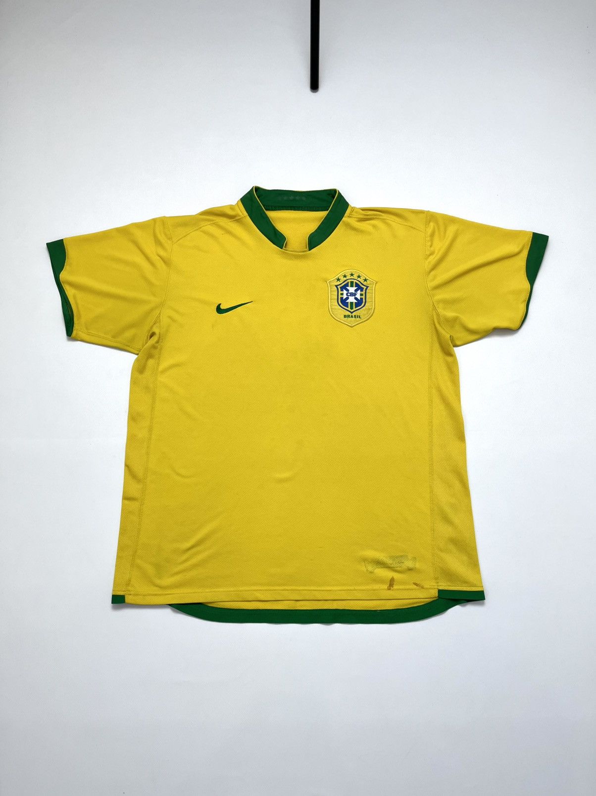 Nike Brazil Vintage Soccer Jersey 00s Size US L / EU 52-54 / 3 - 9 Thumbnail