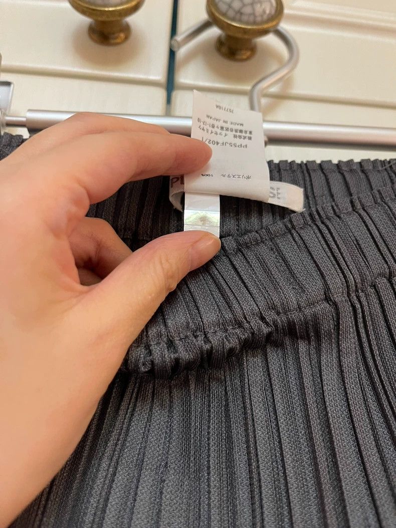 Issey Miyake Issey Miyake size:1 Black cream puff trousers Size 31" - 3 Thumbnail