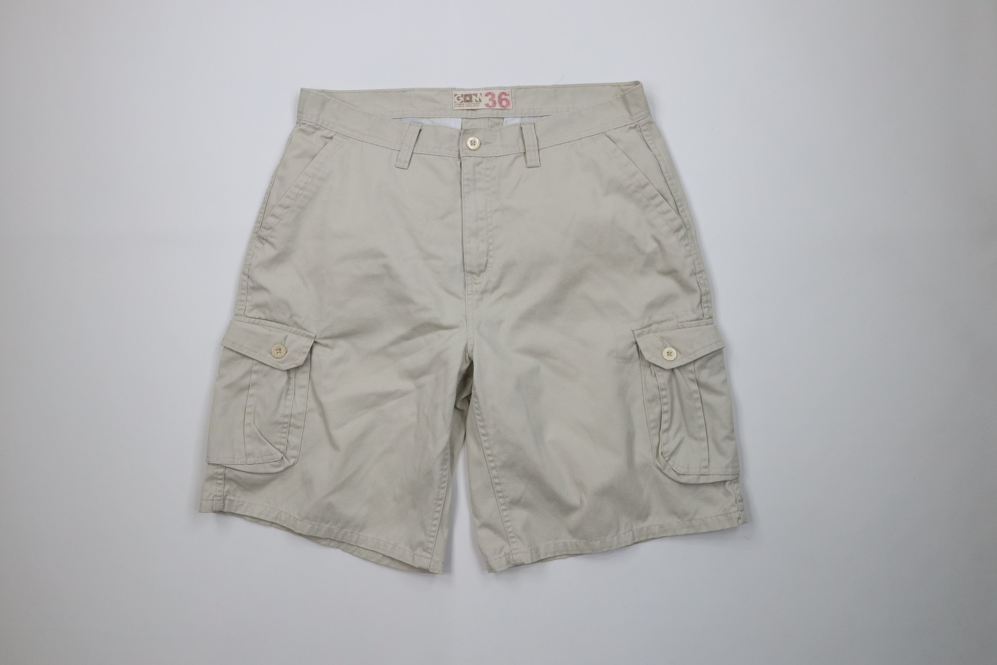 Vintage Vintage 90s Y2K Streetwear Loose Fit Cargo Shorts Beige Size US 36 / EU 52 - 1 Thumbnail