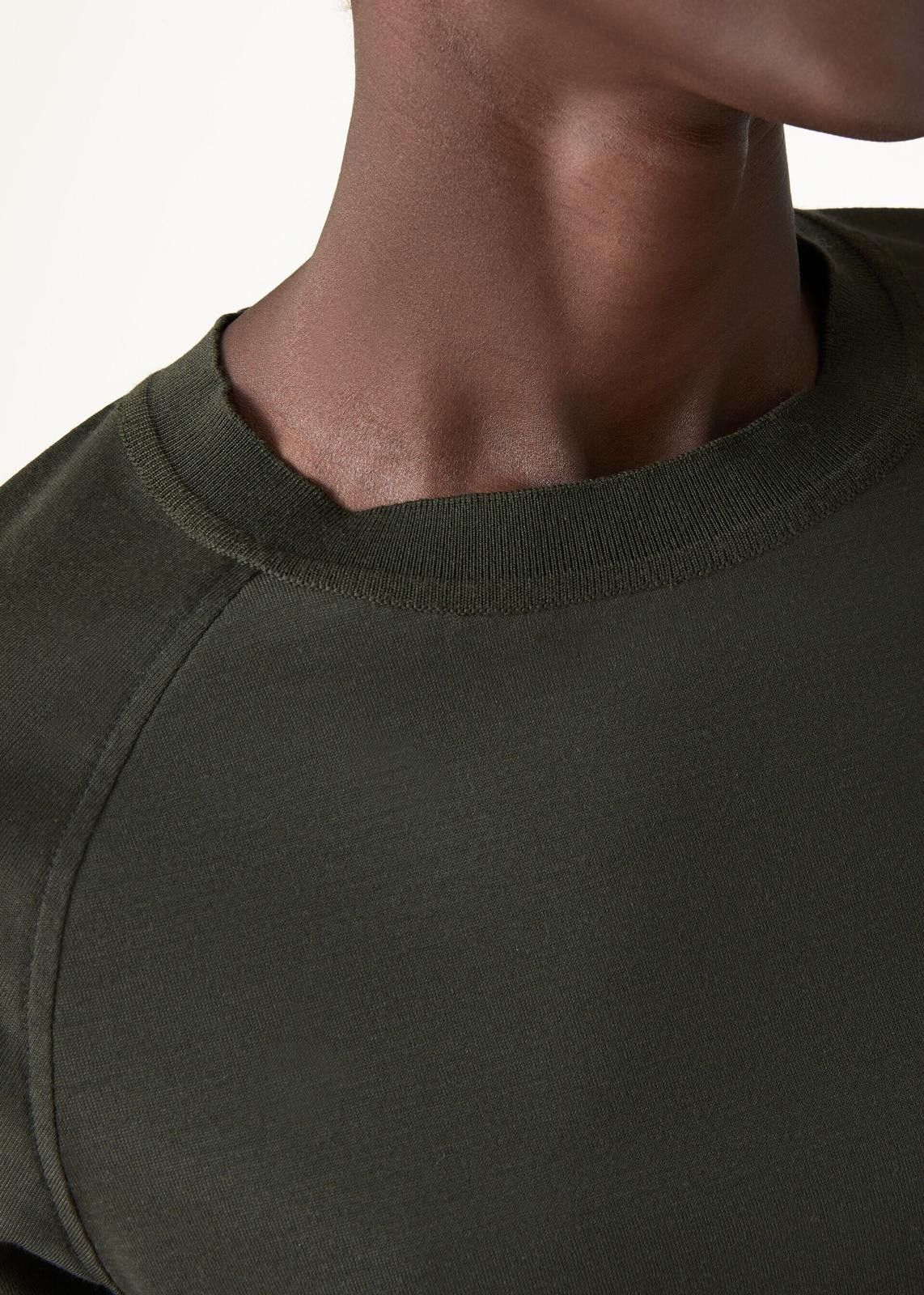 Loro Piana o1srvl11e0125 FAN6590 Tadami T-Shirt in Dark Green Size S / US 4 / IT 40 - 4 Thumbnail