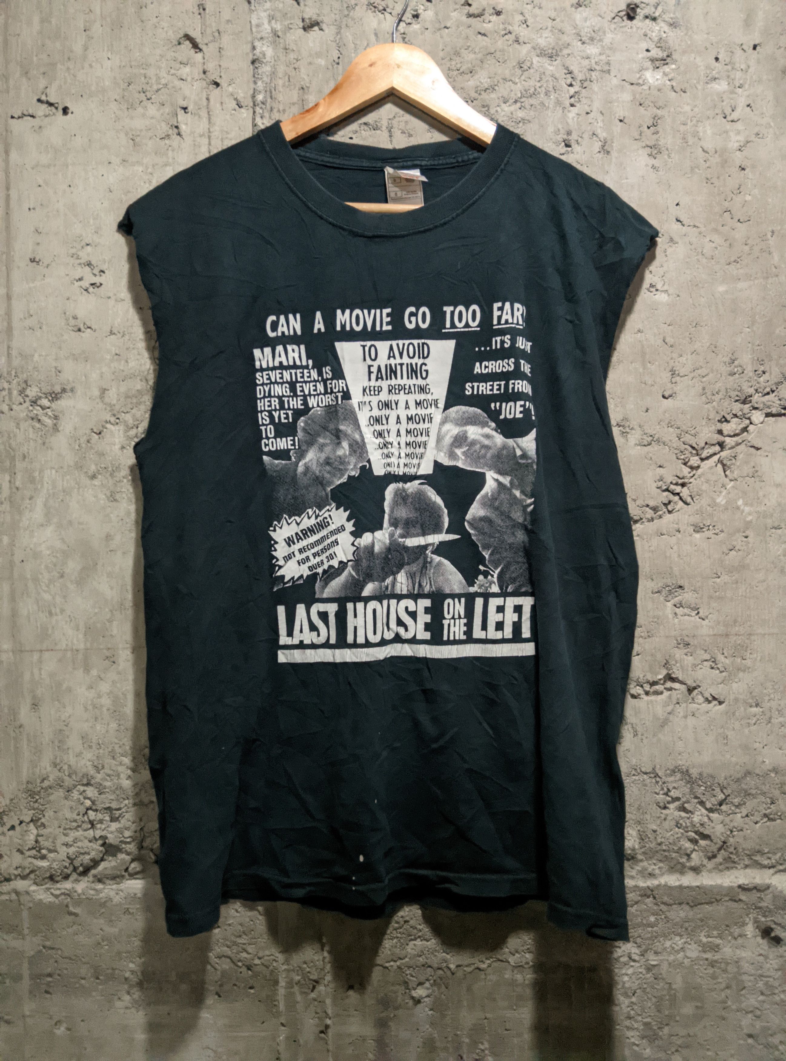 Vintage Vintage 2000s last house of the left horror movie t shirt Size US L / EU 52-54 / 3 - 1 Thumbnail
