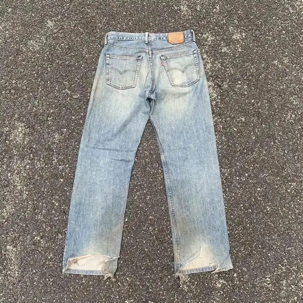 Levi's 1990’s Vtg Levi’s Jeans 32x32 SunFaded DistressedDenim Pants Size US 32 / EU 48 - 13 Thumbnail