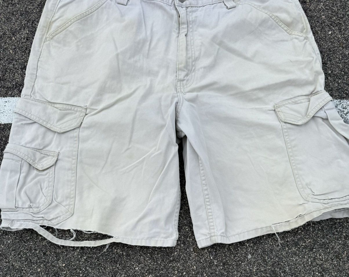 Levi's × Levi's Vintage Clothing Vintage Levi’s SilverTabs Khaki Cargo Shorts Baggy Y2K Size US 36 / EU 52 - 5 Thumbnail