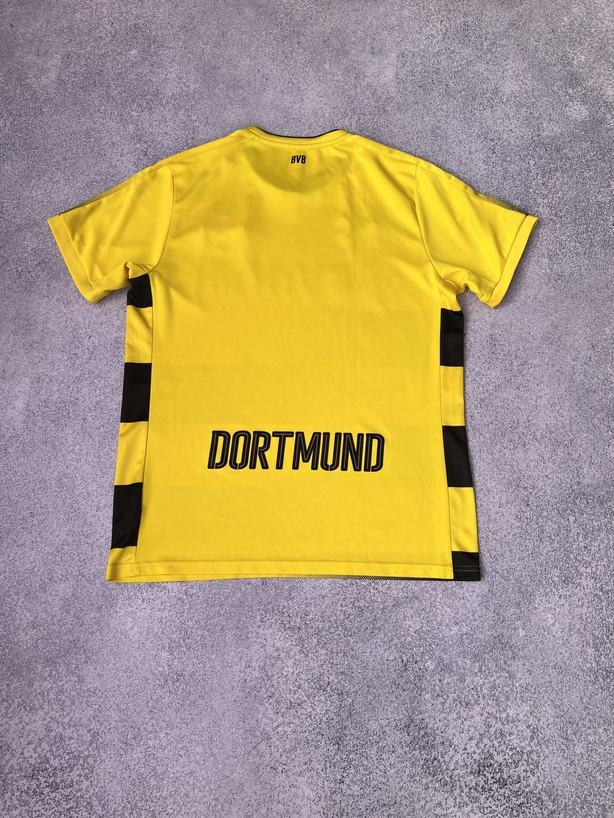 Puma × Vintage Borussia Dortmund Home Kit 17/18 Size US L / EU 52-54 / 3 - 12 Thumbnail