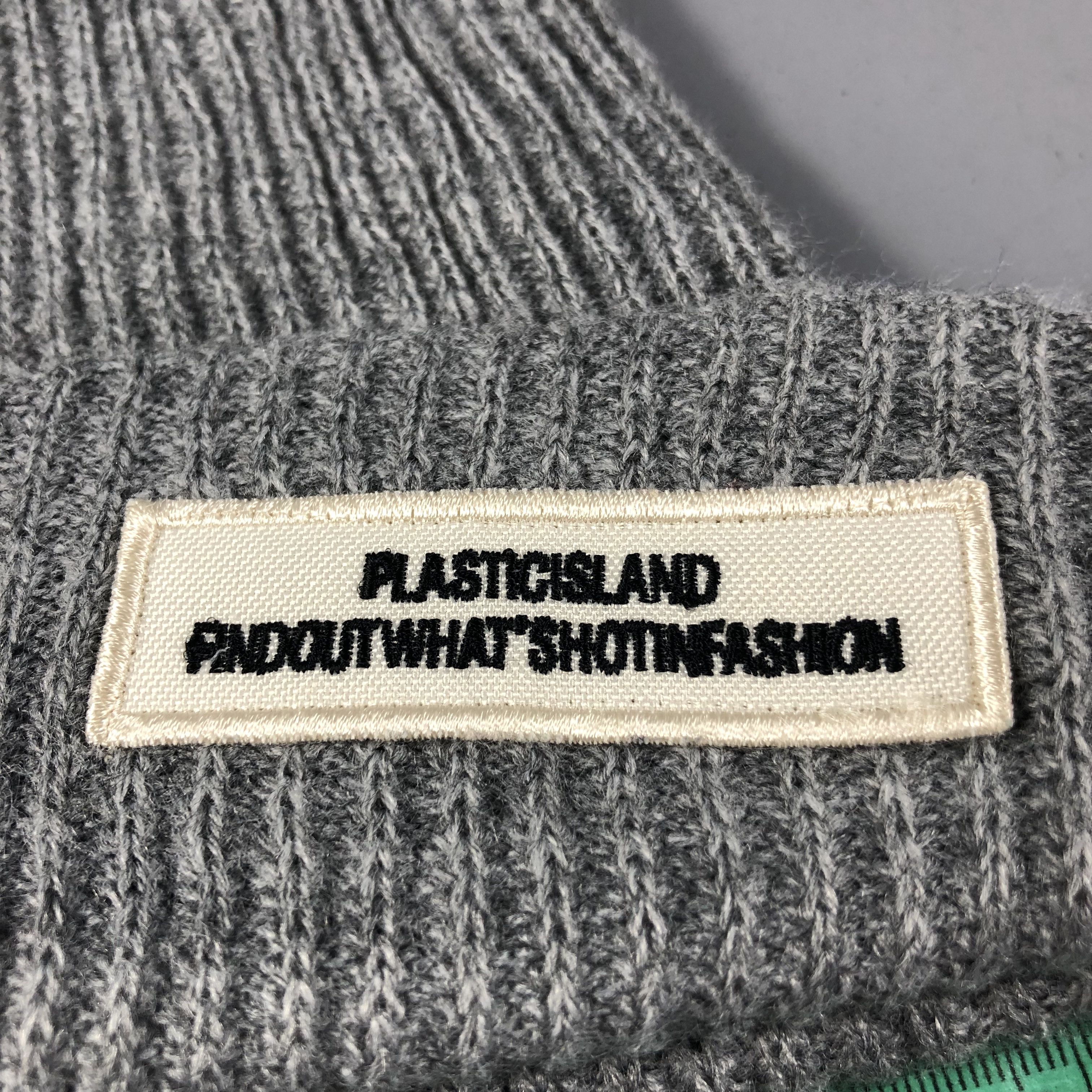 Vintage Plastic Island Knit Fisherman Beanie Snowcap Snow Hat B888 Size ONE SIZE - 4 Thumbnail