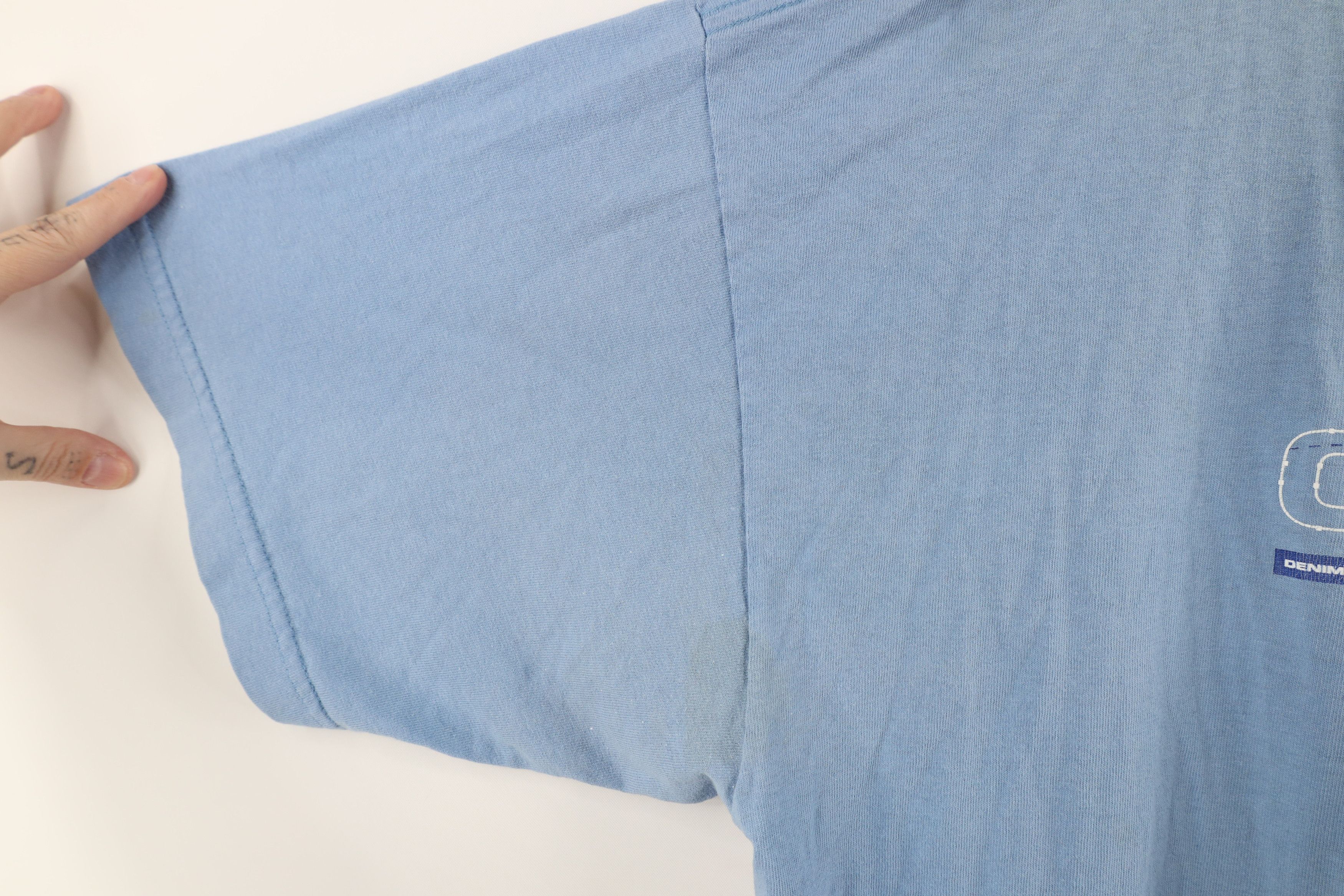Guess × Vintage Vintage Y2K 2001 Guess Spell Out Stencil T-Shirt Blue Cotton Size US XL / EU 56 / 4 - 10 Thumbnail